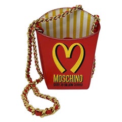 Moschino Rote Ledertasche in limitierter Auflage