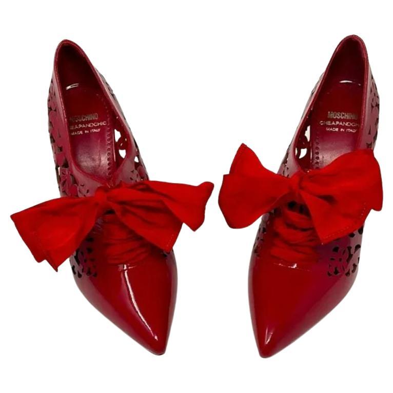 Moschino Red Patent Leather Lace up Lazer Cut Booties Shoes For Sale