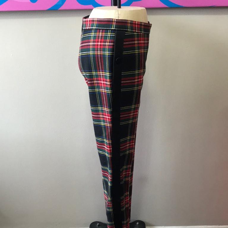 Moschino Pantalones de esmoquin de lana a cuadros rojos NWT Negro en venta