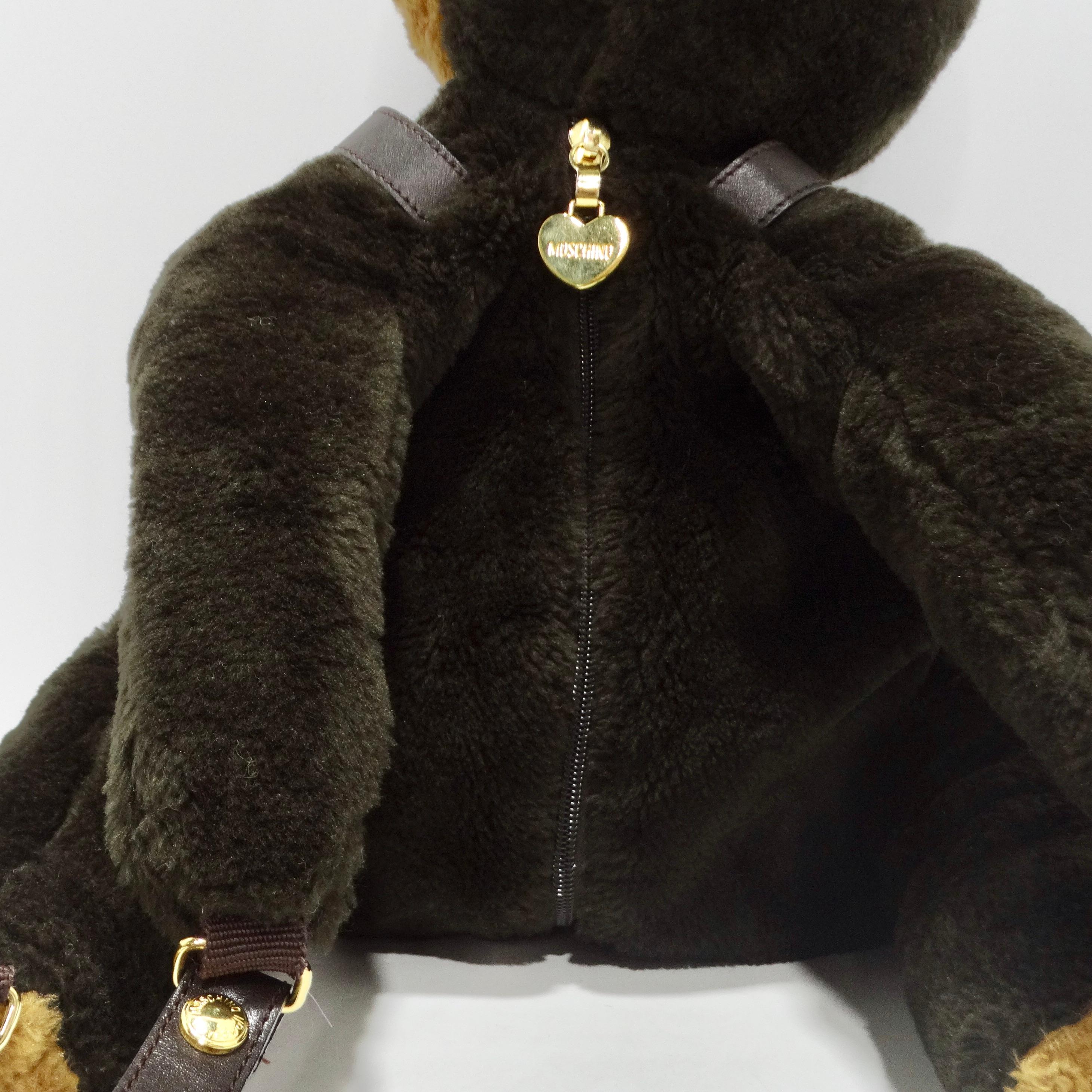 Sac à dos ours Moschino Redwall des années 1990 en vente 2