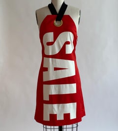 Moschino Sale Tag Halfterkleid Weiß und Rot