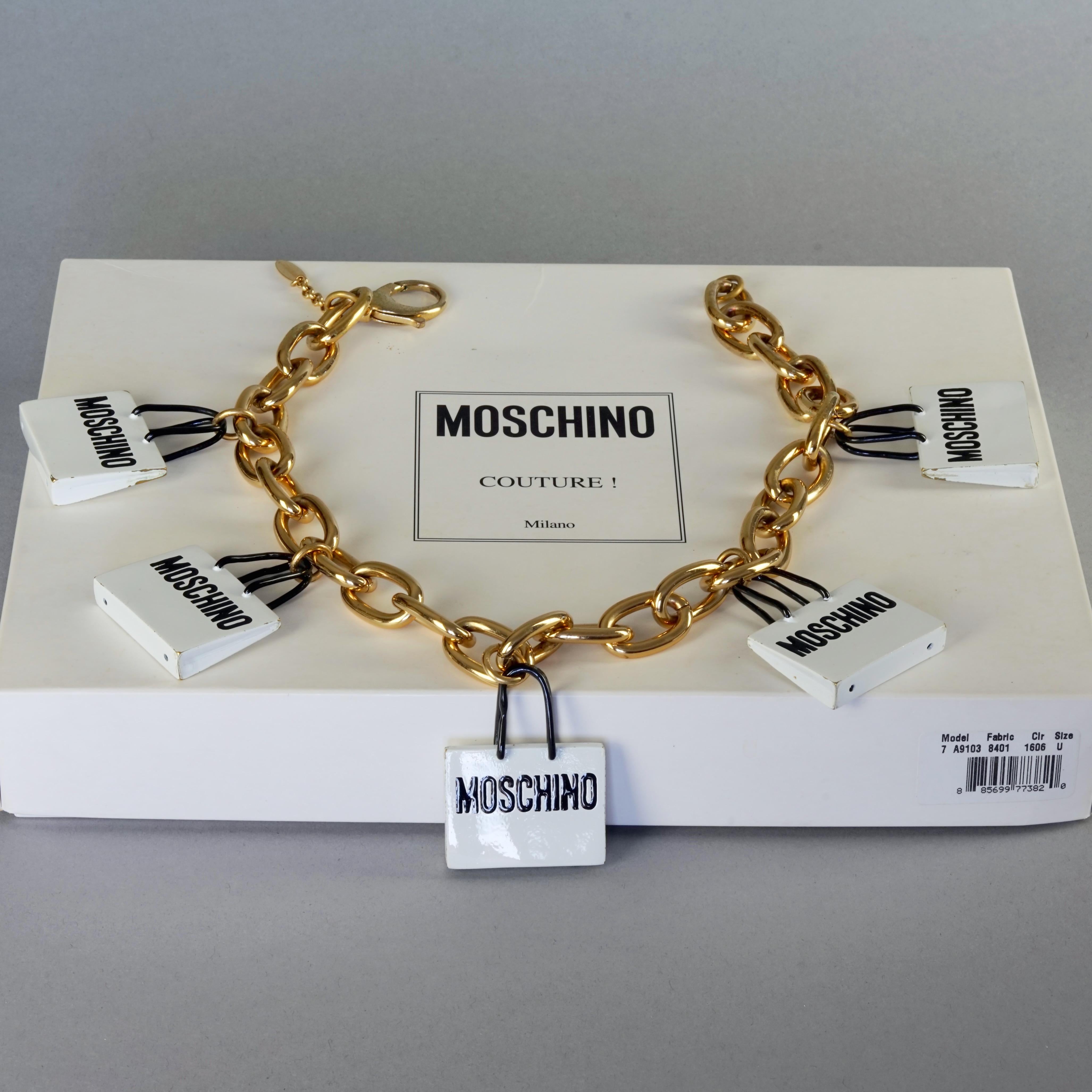 MOSCHINO Shopping Bag Charm Novelty Necklace Resort 2016 Runway In Good Condition For Sale In Kingersheim, Alsace