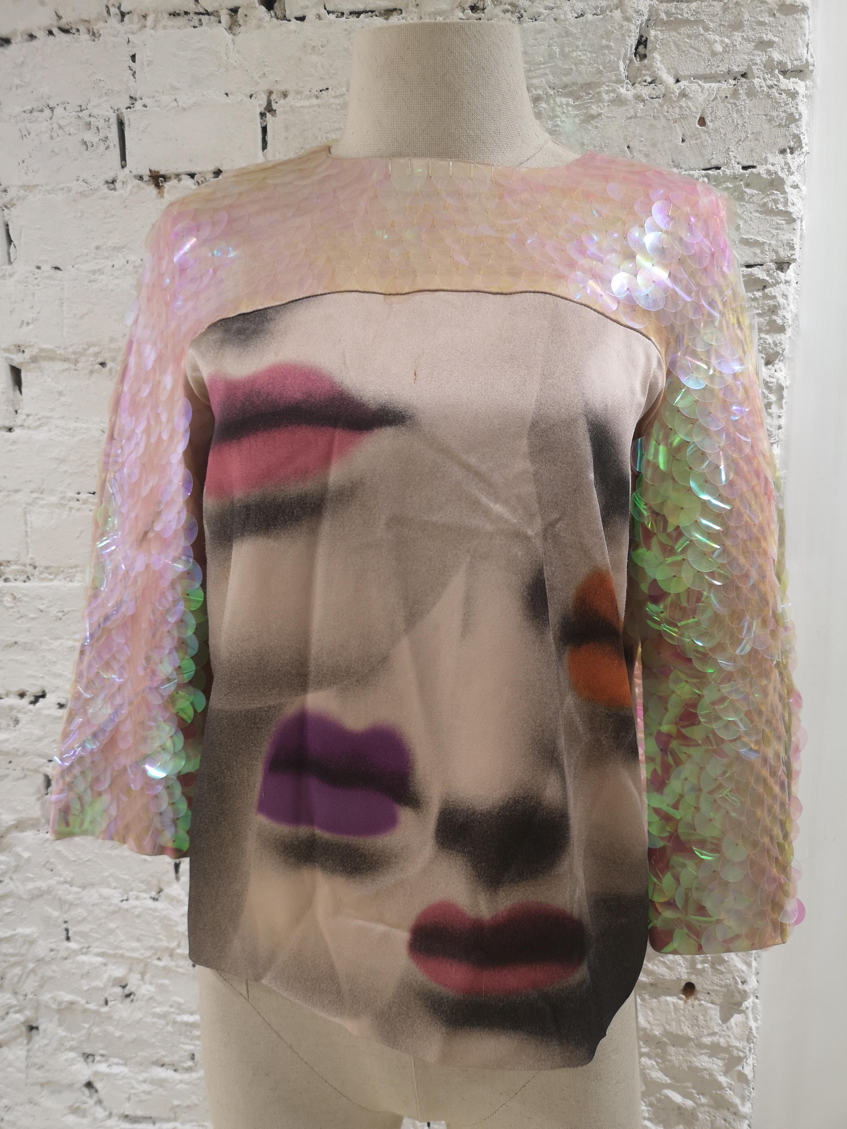 Moschino Seidenhemd mit Paillettenbesatz für den Mund im Angebot 4
