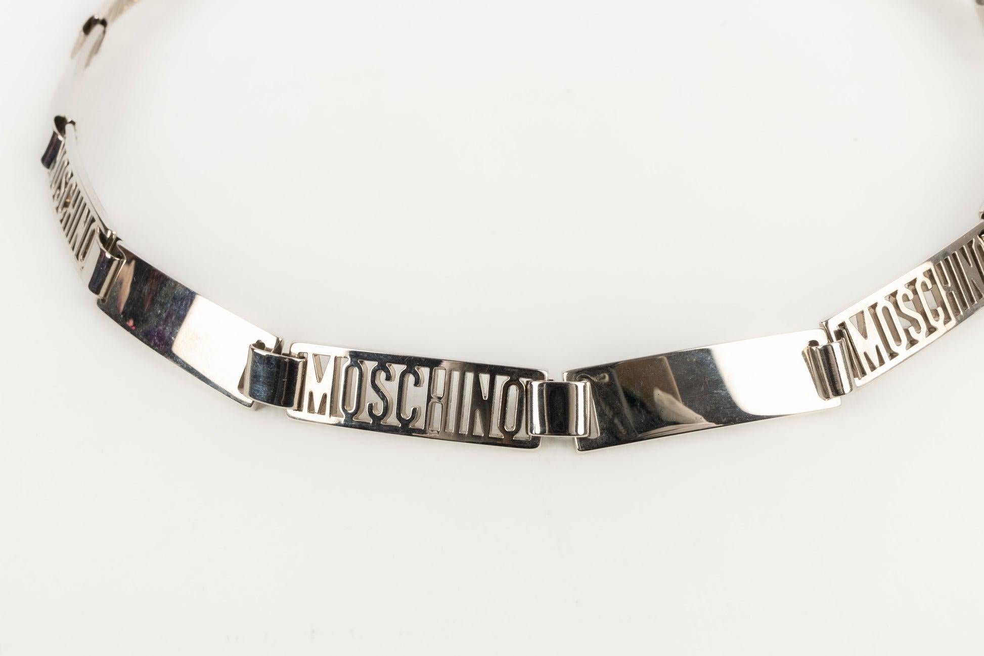 Donna Moschino  Cintura in metallo argentato in vendita