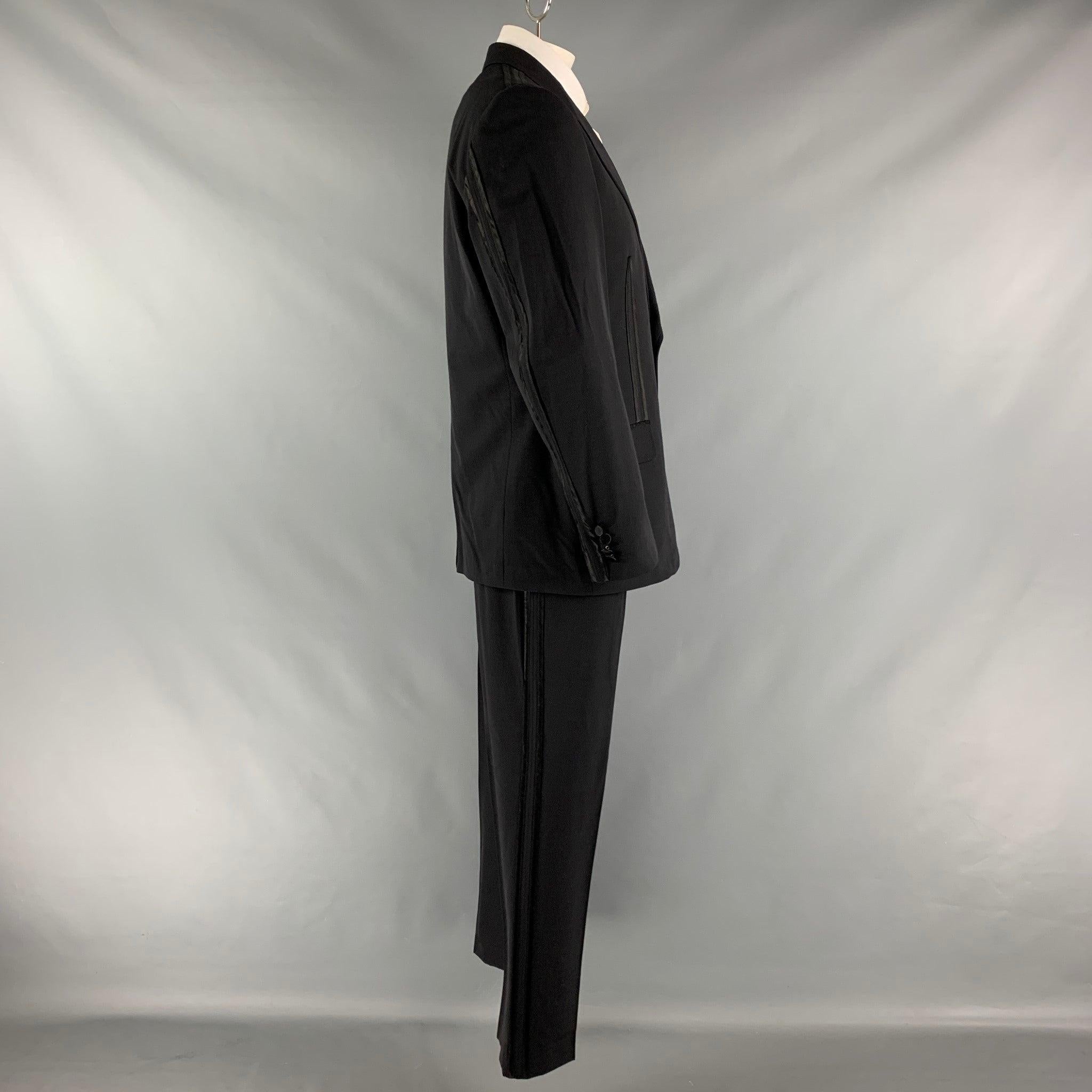 MOSCHINO Size 46 Black Solid Polyamide-Blend Notch Lapel Tuxedo For Sale 1