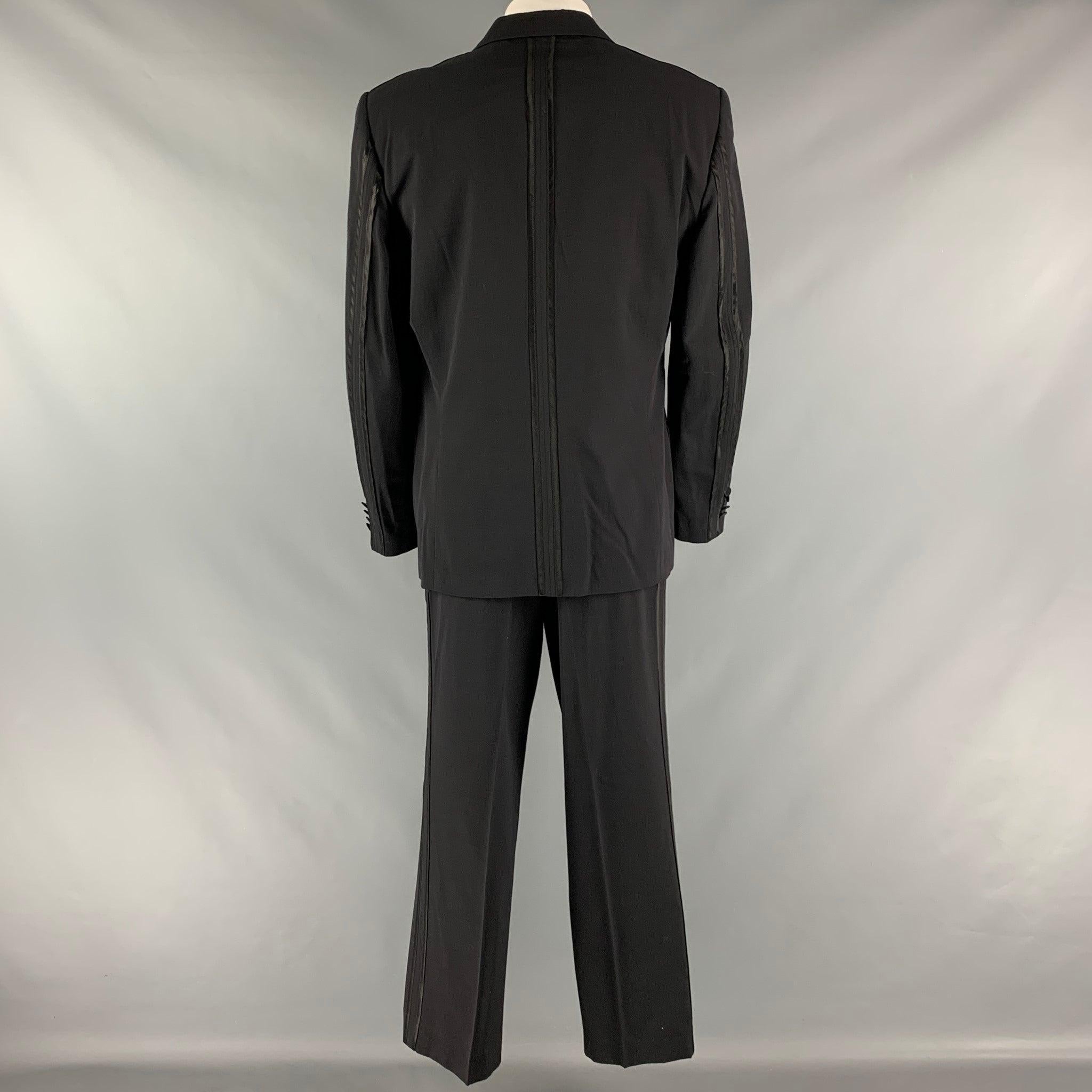 MOSCHINO Size 46 Black Solid Polyamide-Blend Notch Lapel Tuxedo For Sale 2