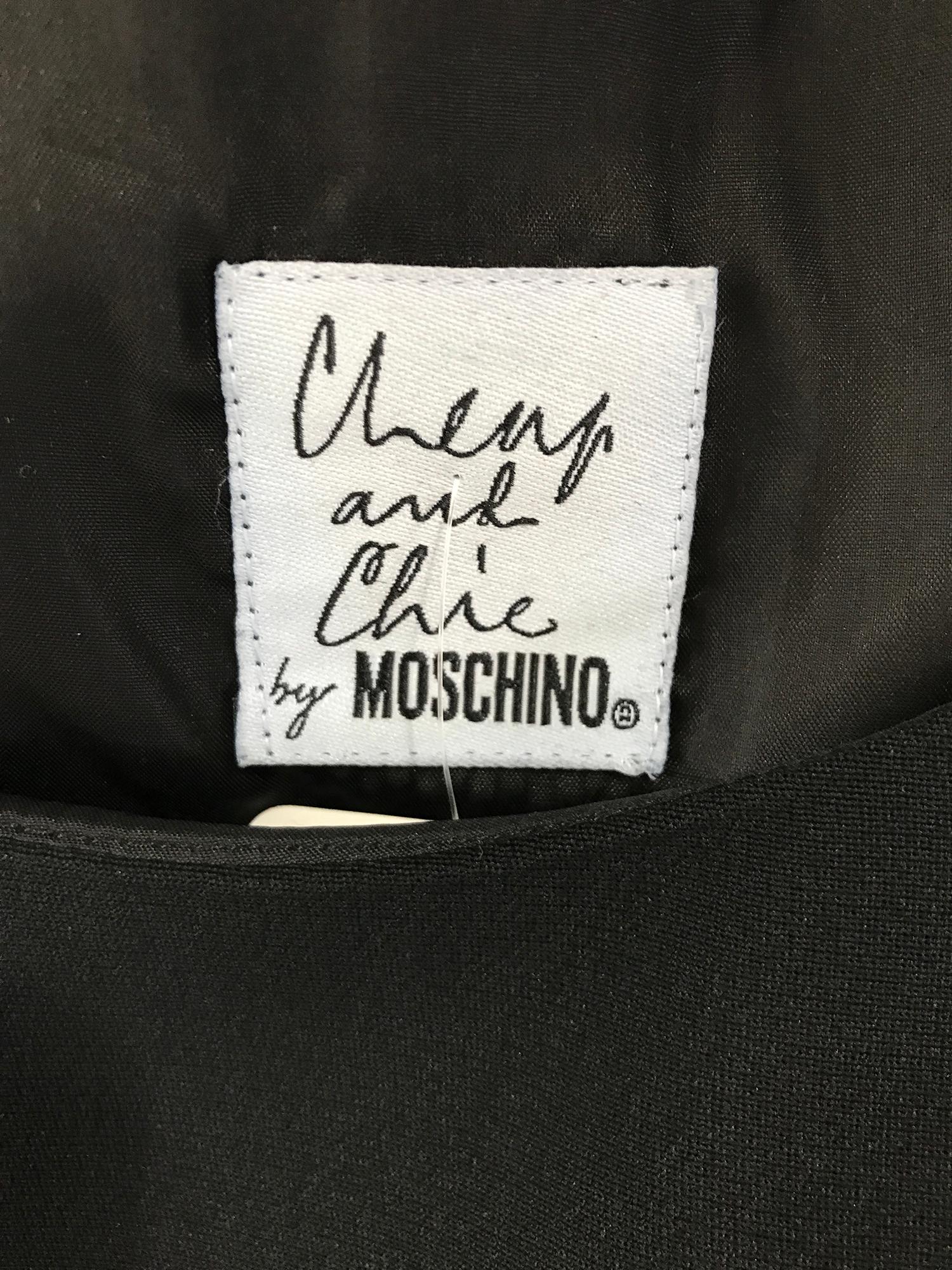 Moschino - Robe sans manches en crêpe noir avec nœud à la taille et jupe à franges, années 1990 en vente 6