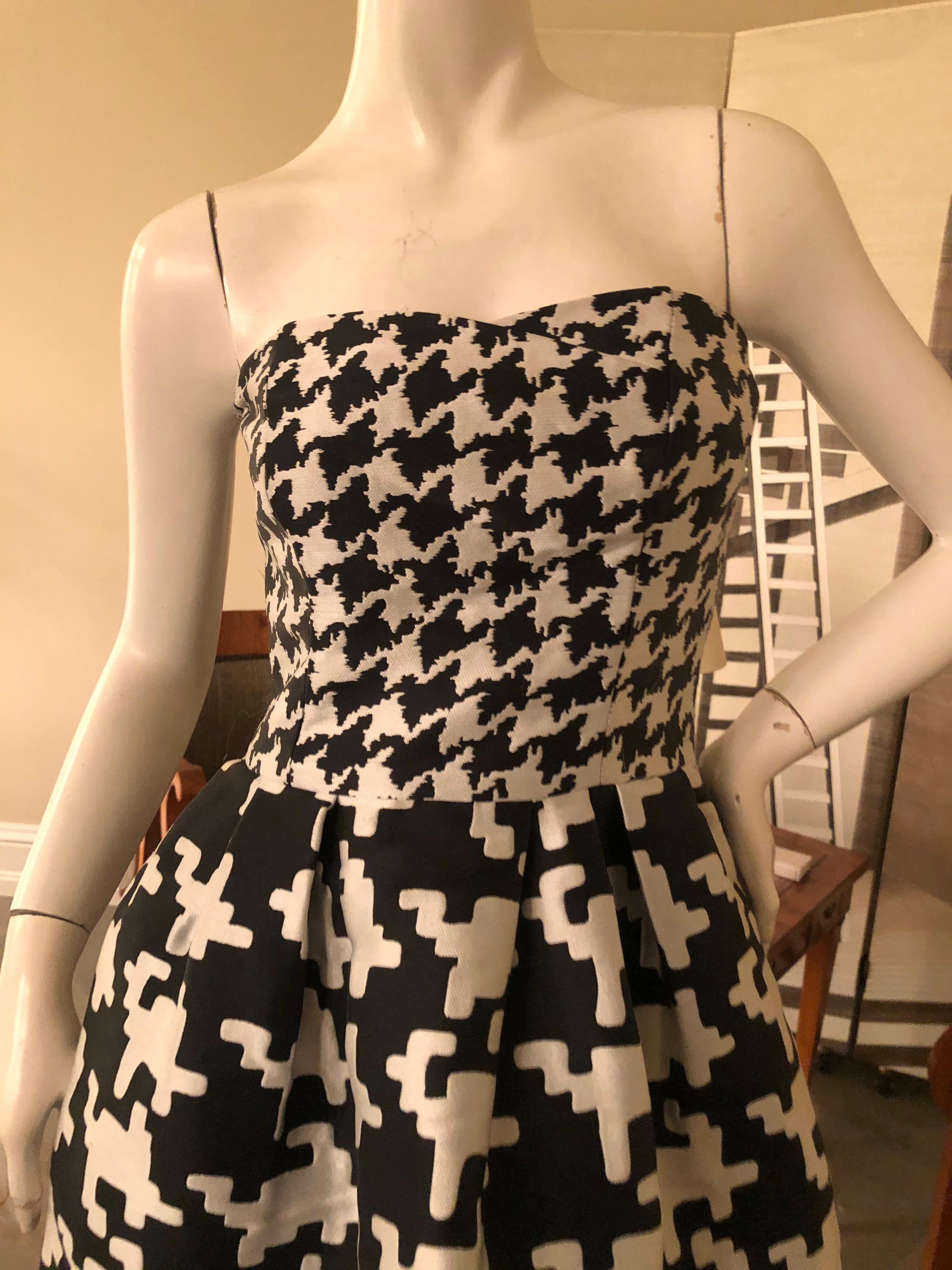 Moschino Strapless Exaggerated Houndstooth Corset Dress In Excellent Condition For Sale In Cloverdale, CA