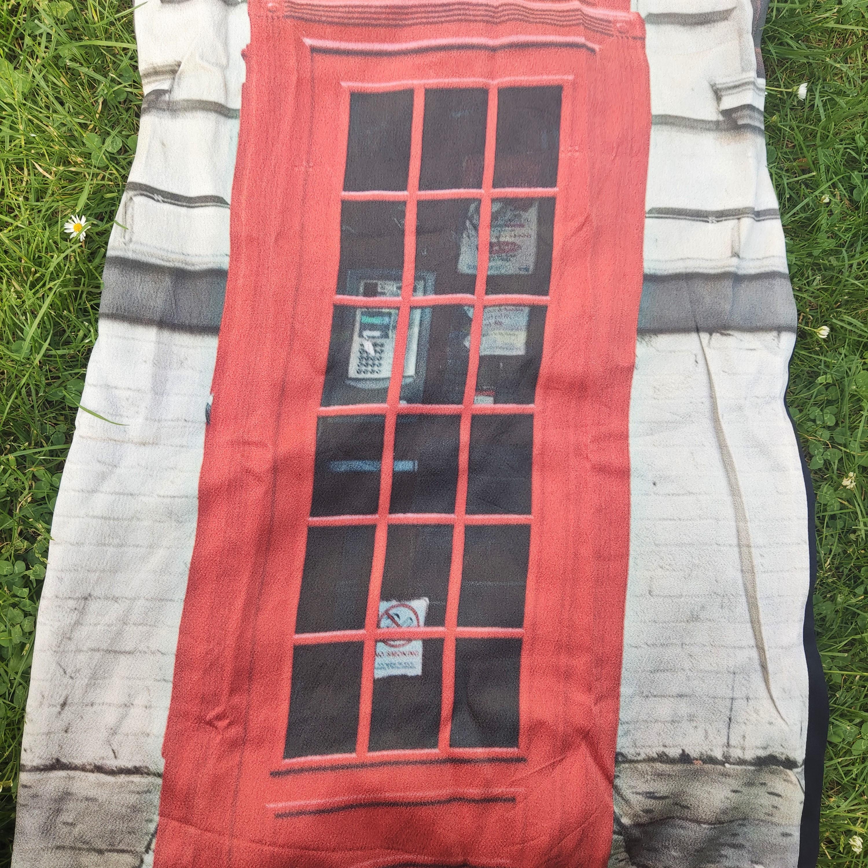 Women's Moschino Telephone Cheap and Chic British UK Booth Vintage 90s Sleeveless Dress For Sale