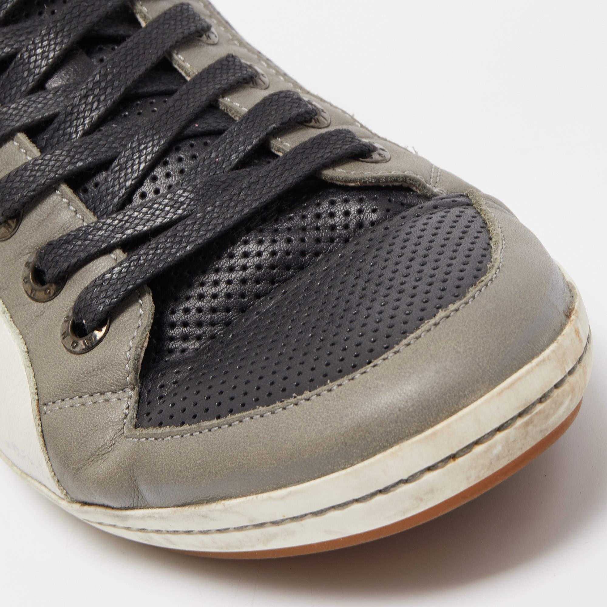 Moschino Tricolor Perforated Leather Low Top Sneakers Size 44 For Sale 2