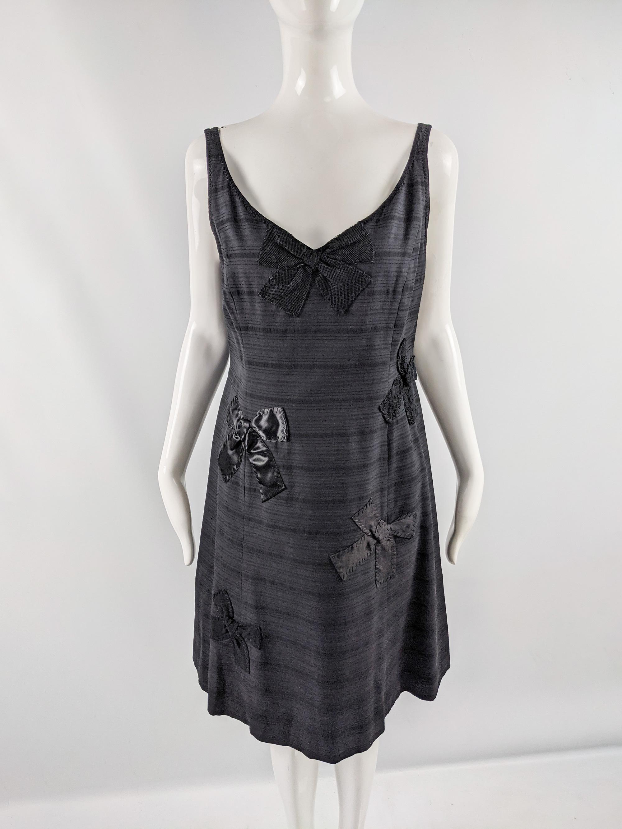 Moschino Vintage 90s Cute Black Bow Appliqué Sleeveless Party Dress, 1990s In Good Condition In Doncaster, South Yorkshire