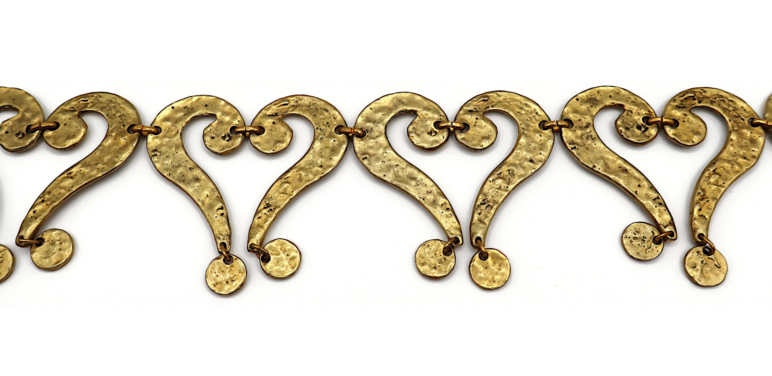 MOSCHINO Vintage Antiquities Gold Ton Fragezeichen Gürtel im Angebot 3