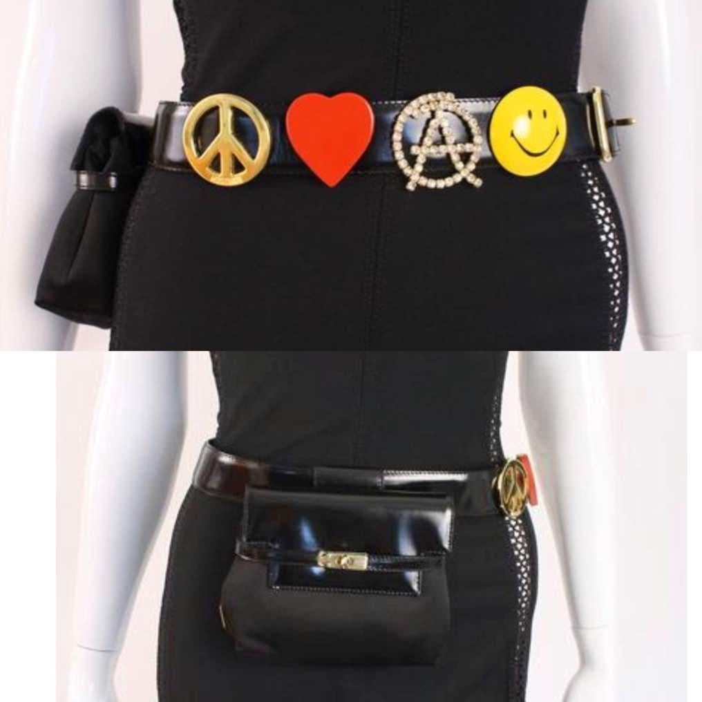 Wowwwww! Nineties vintage at its best! Moschino Mini Belt Bag with a belt embellished with colourful ornaments.

The belt bag is crafted from black shiny leather and black fabric. Front closure with two straps and a gold-tone turnlock. Black lining