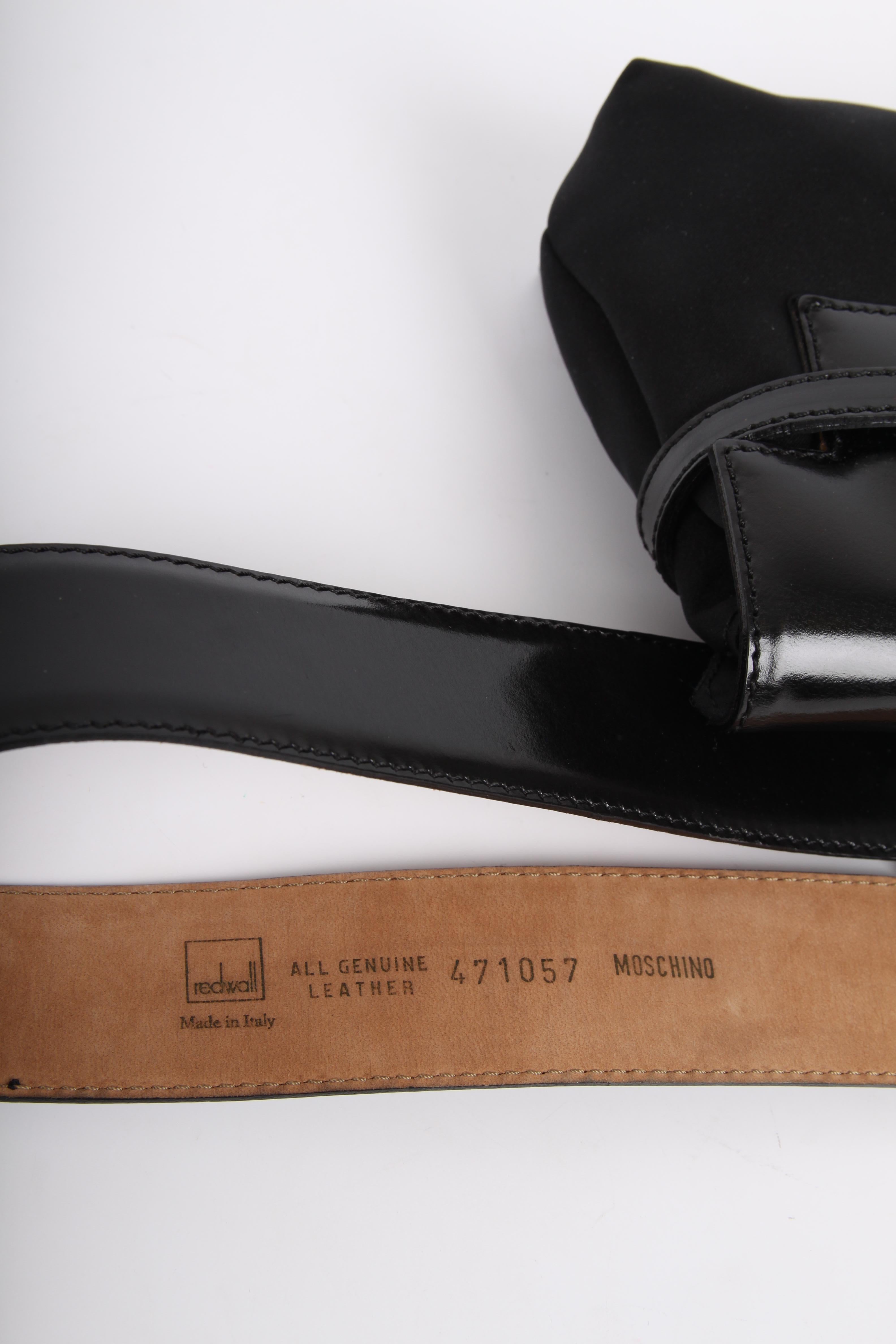 Moschino Vintage black Mini Belt Bag with Peace / Love Belt For Sale 3