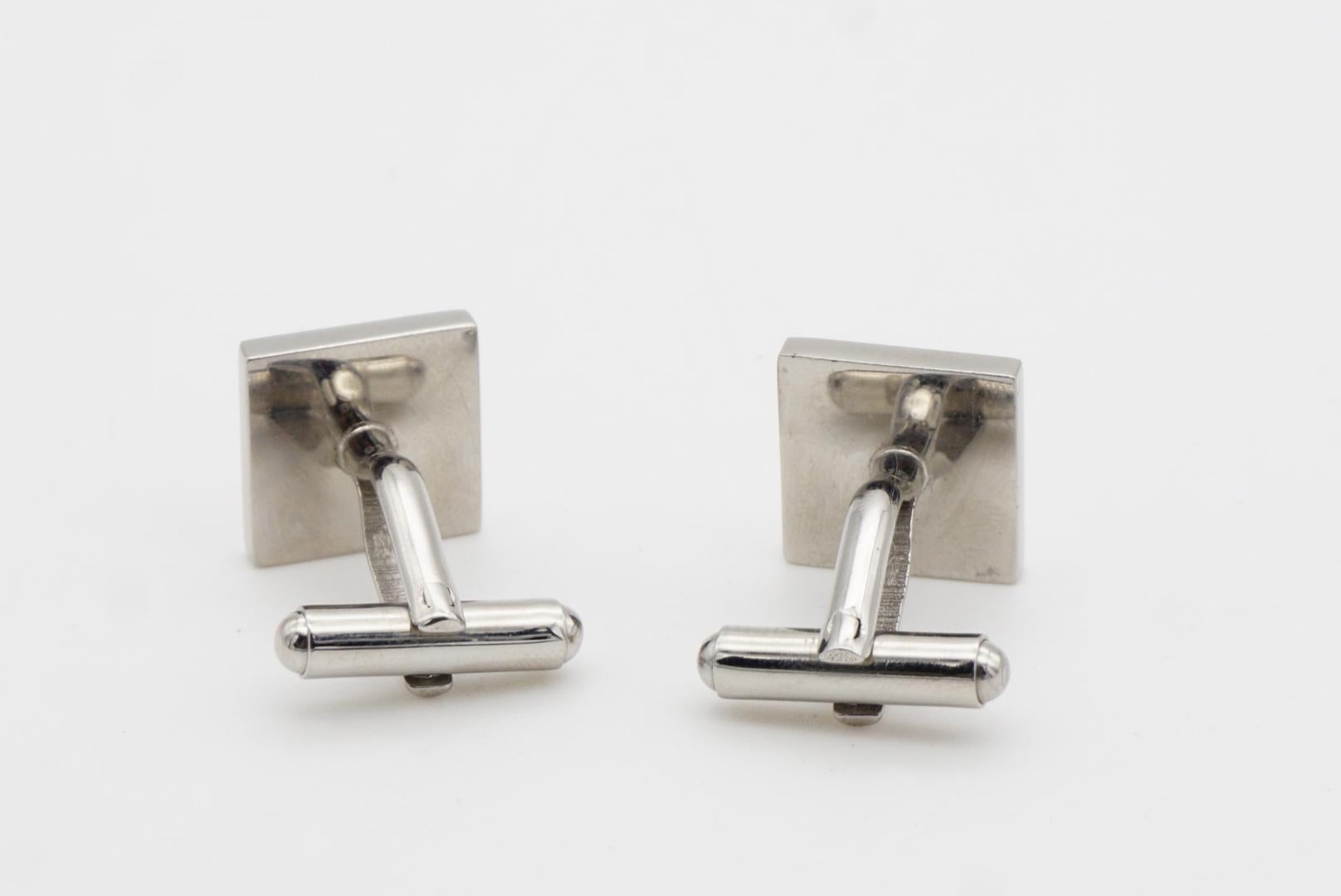 Moschino Vintage Classic Hallmark Logo Monogram Red Heart Love Square Cufflinks For Sale 2