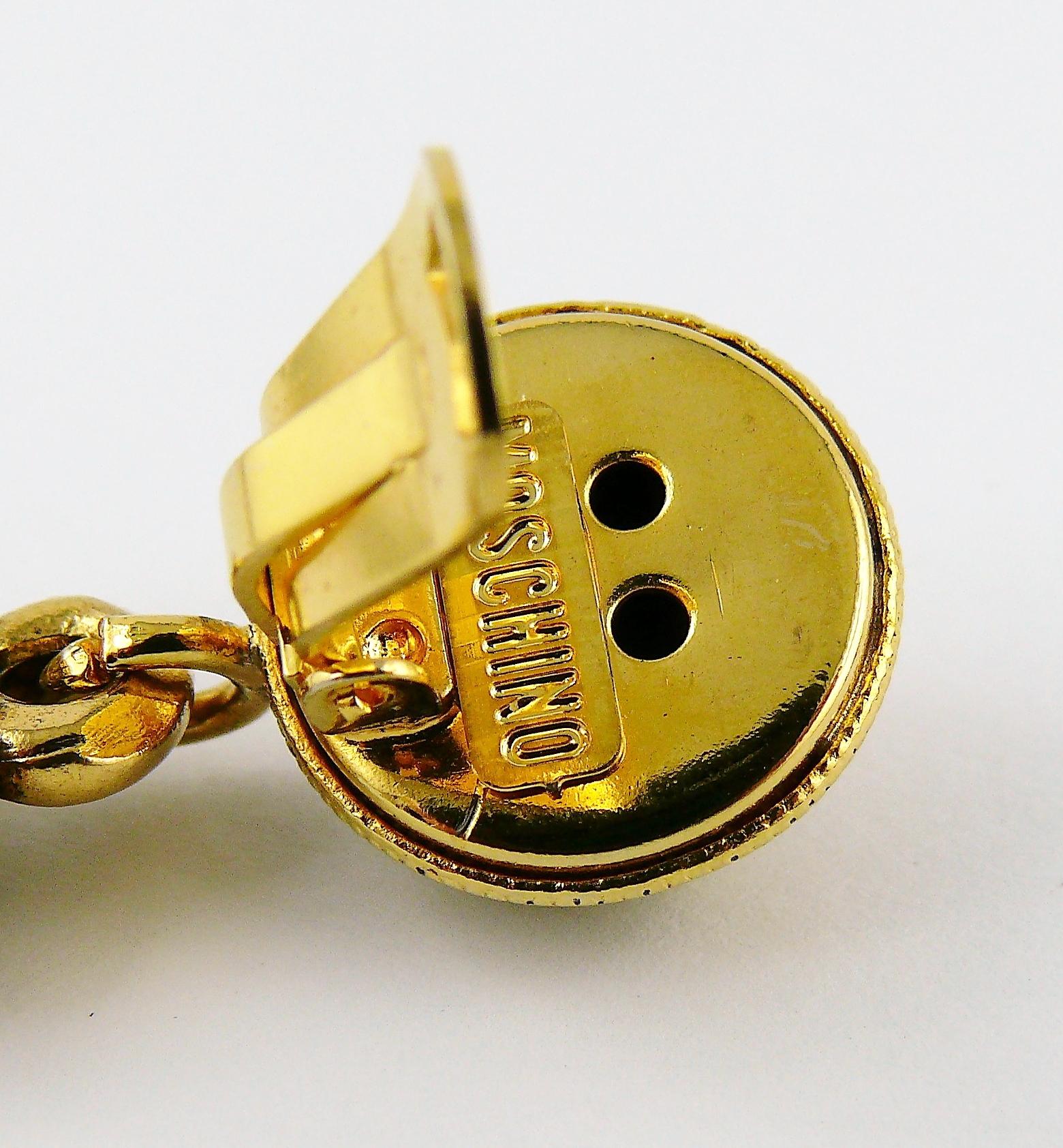 Moschino Vintage Gold Toned Lipstick Dangling Earrings In Excellent Condition For Sale In Nice, FR