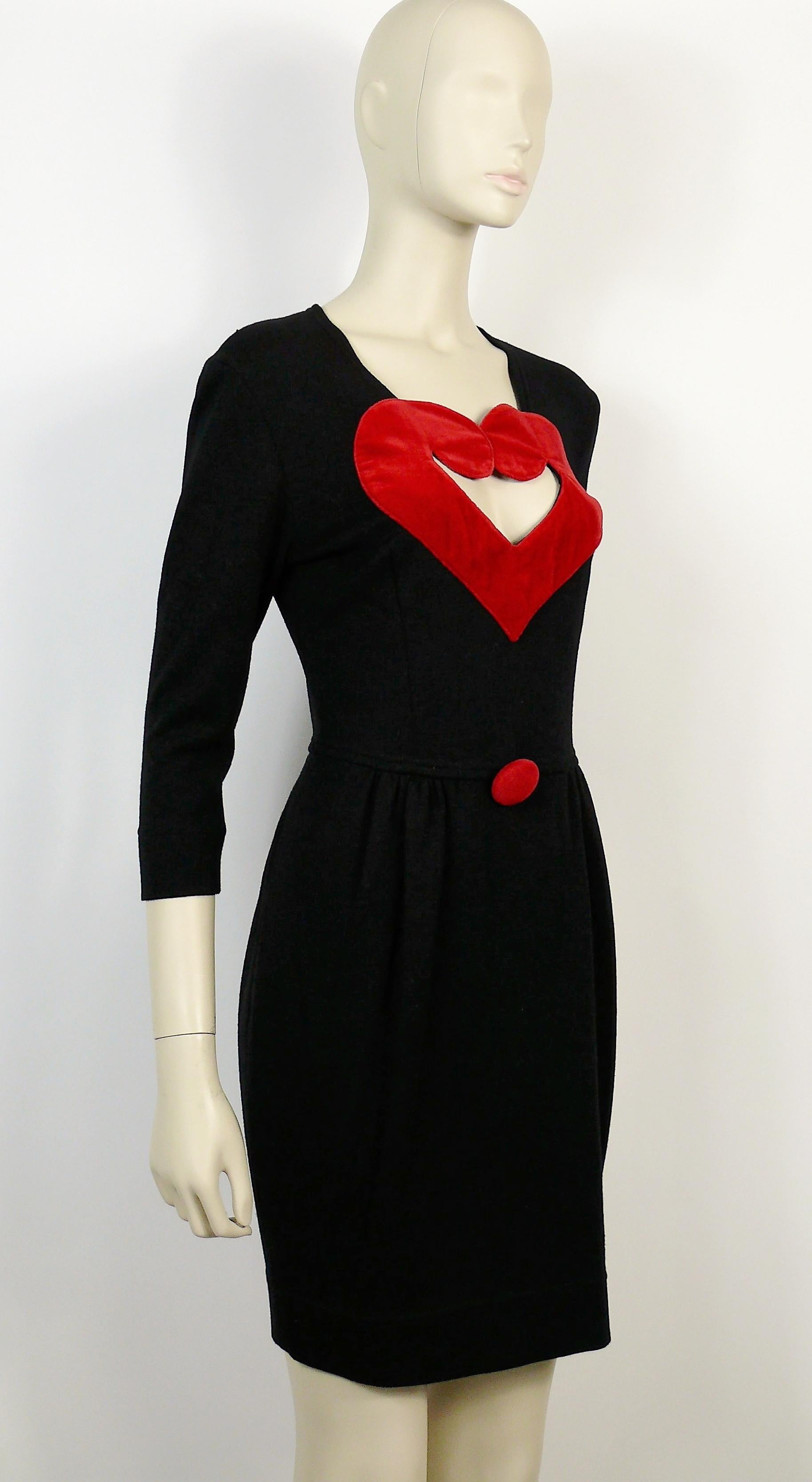 Moschino Vestido Corazón Vintage US Talla 8 Negro en venta