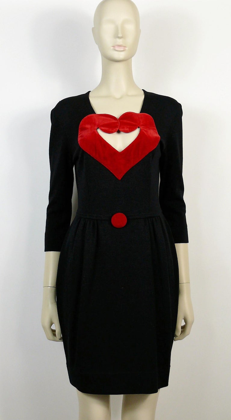 Women's Moschino Vintage Heart Dress US Size 8 For Sale