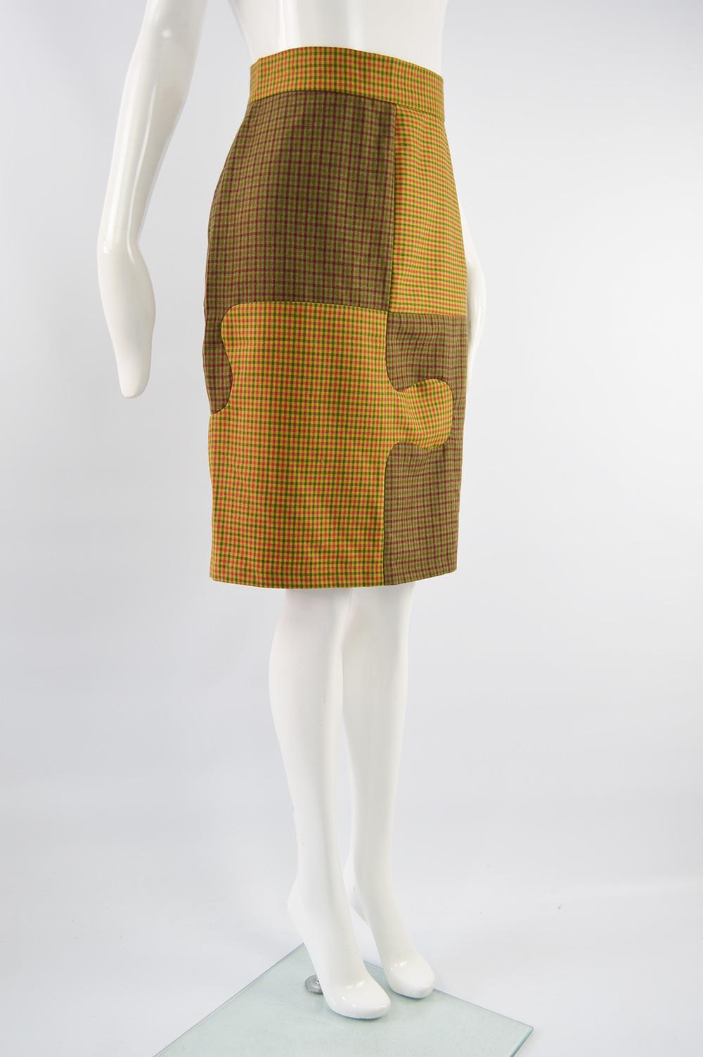 Moschino Vintage Iconic 'Jigsaw' Panelled Wool Womens Knee Length Skirt, 1980s In Excellent Condition In Doncaster, South Yorkshire