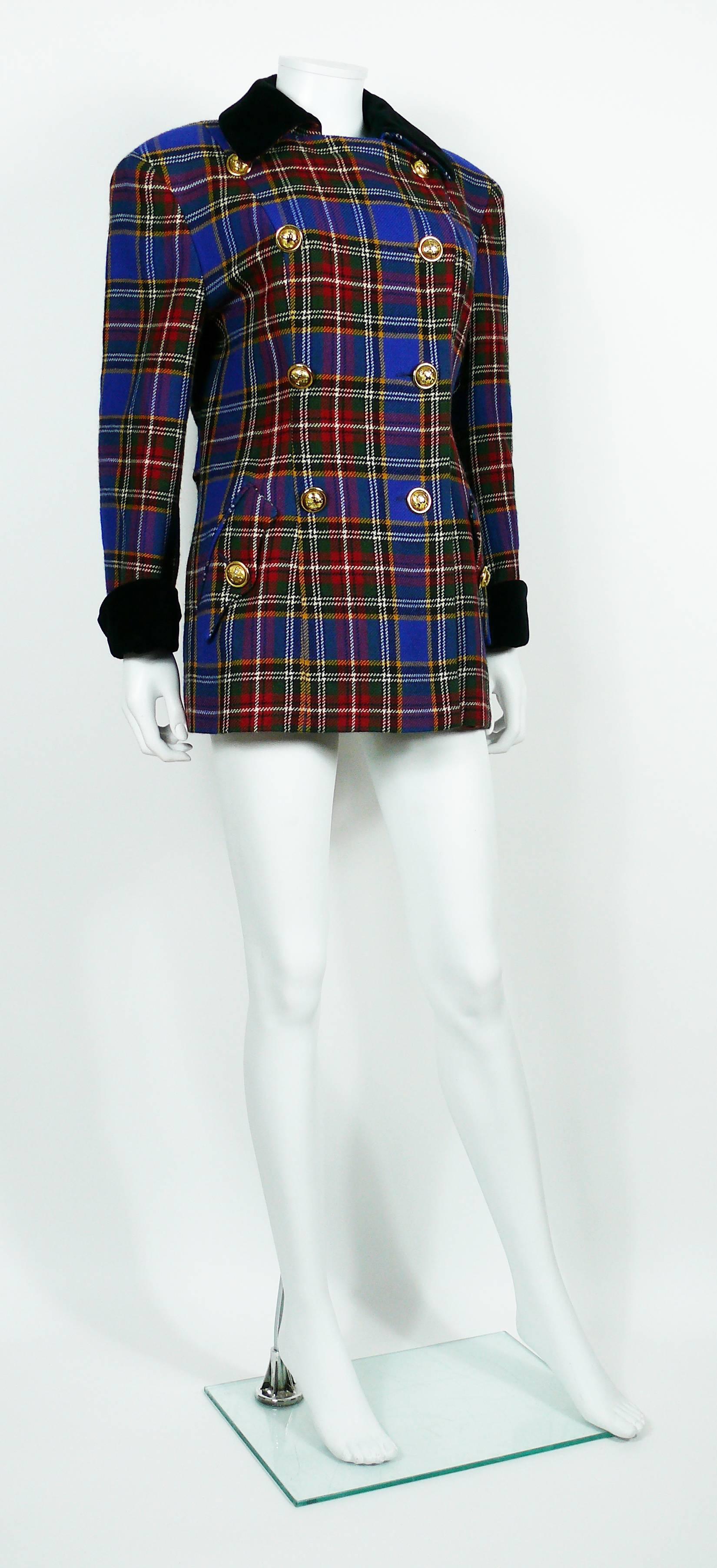 MOSCHINO vintage iconic wool tartan plaid  double-breasted jacket.

This jacket features :
- Lapel collar.
- Black velvet on collar and cuffs.
- Gold toned buttons.
- Fully lined.
- Two pockets.
- Long sleeves.
- Half belt.

Label reads CHEAP AND