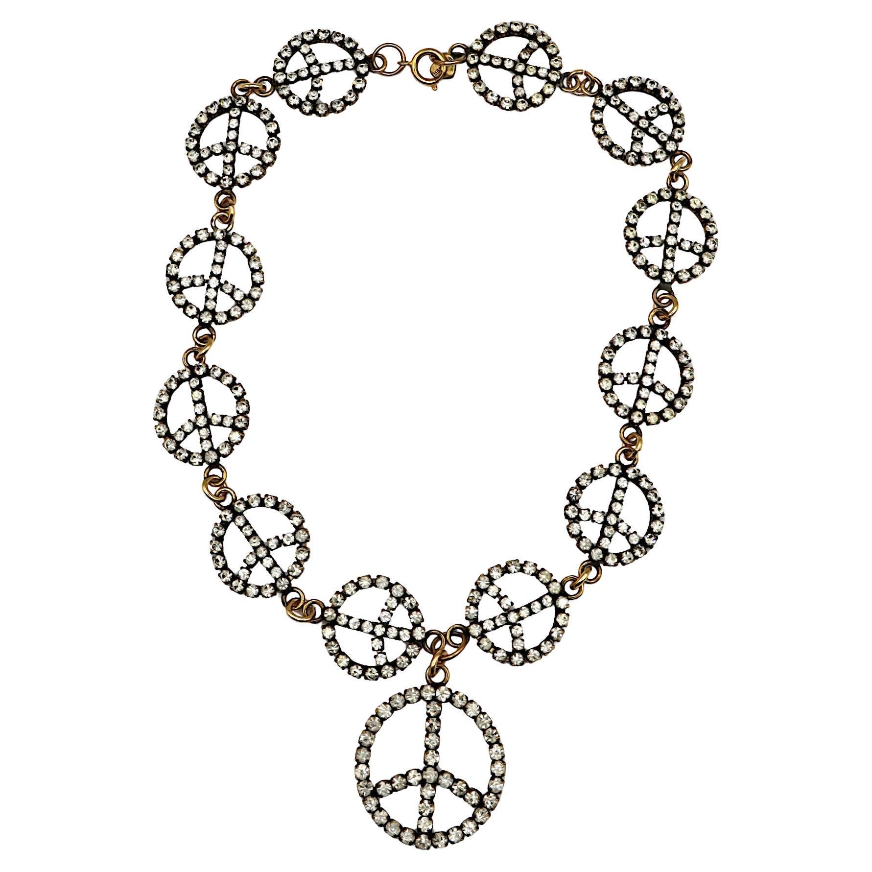 MOSCHINO Collier vintage signe de paix orné de bijoux