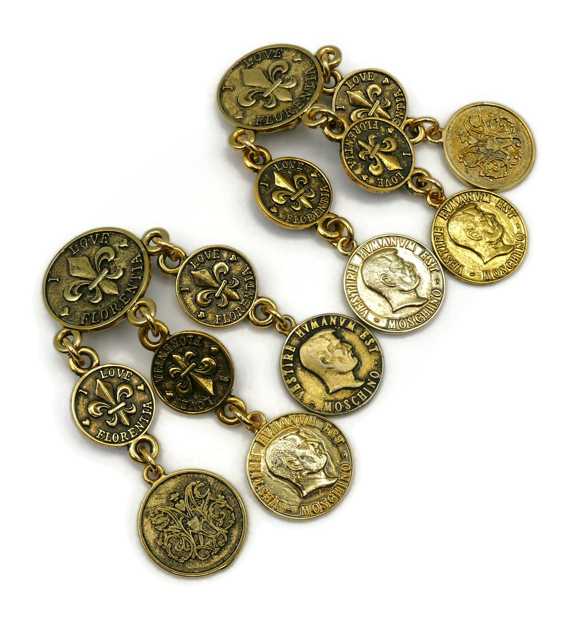 Boucles d'oreilles pendantes MOSCHINO Vintage Massive Jewelled Coin Charm Bon état - En vente à Nice, FR
