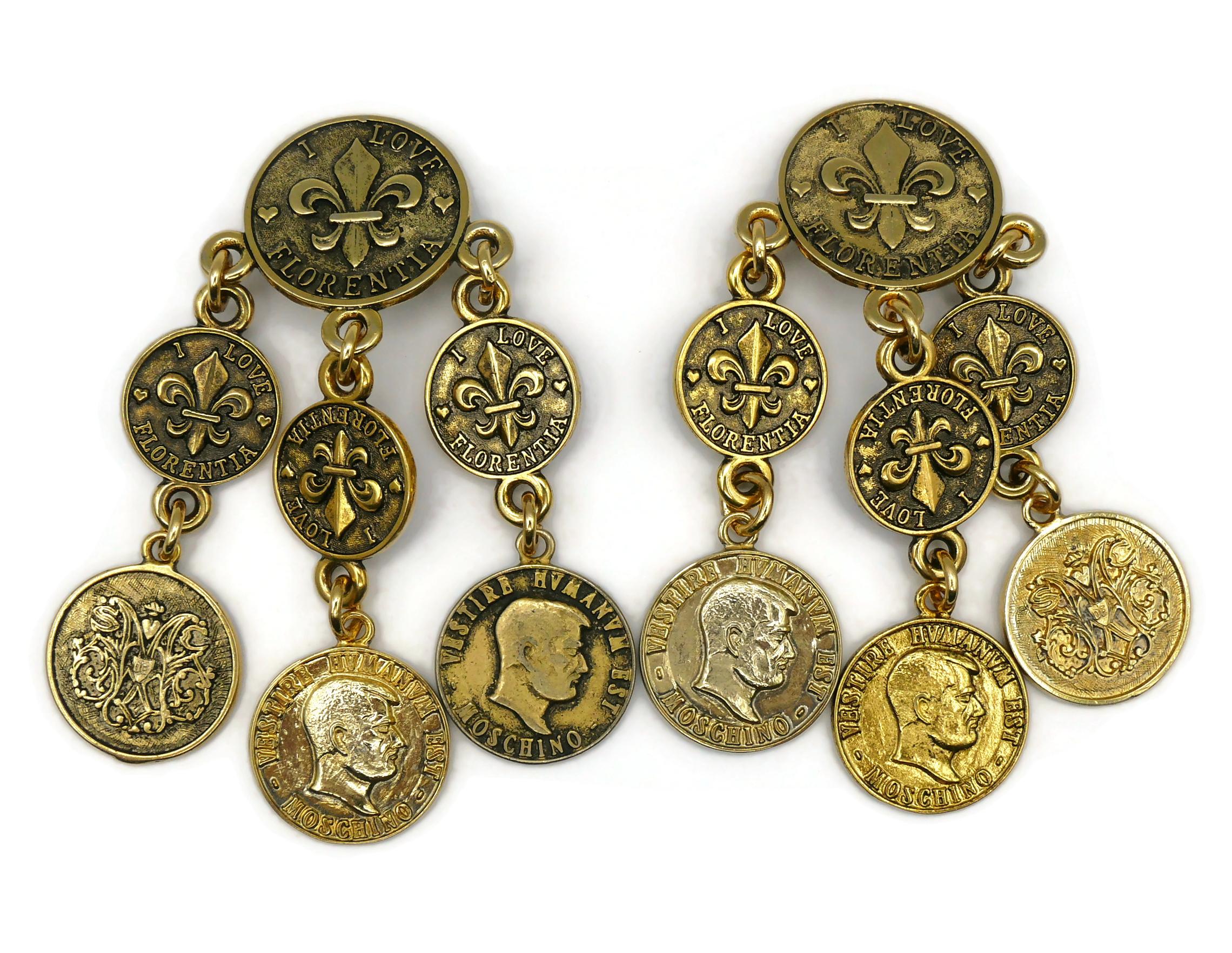 Boucles d'oreilles pendantes MOSCHINO Vintage Massive Jewelled Coin Charm Pour femmes en vente