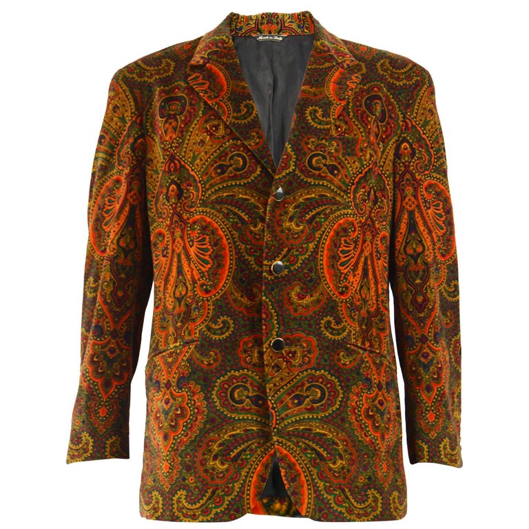 Moschino Vintage Men's Velvet Paisley Blazer Jacket, 1990s For Sale at  1stDibs | paisley blazer mens, mens paisley jacket, paisley velvet blazer  mens