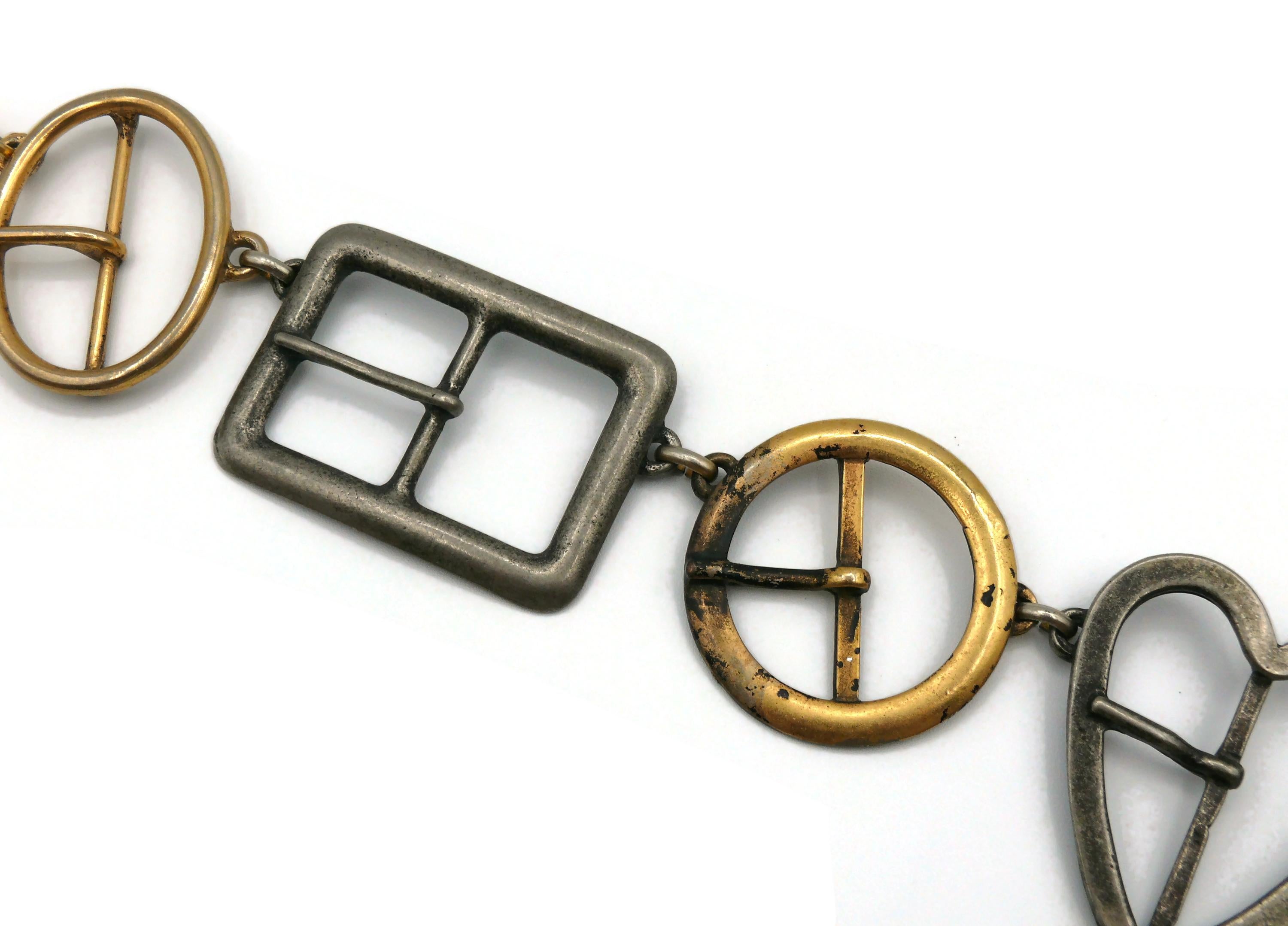 MOSCHINO Collana Vintage Multi Fibbia Novità in vendita 1