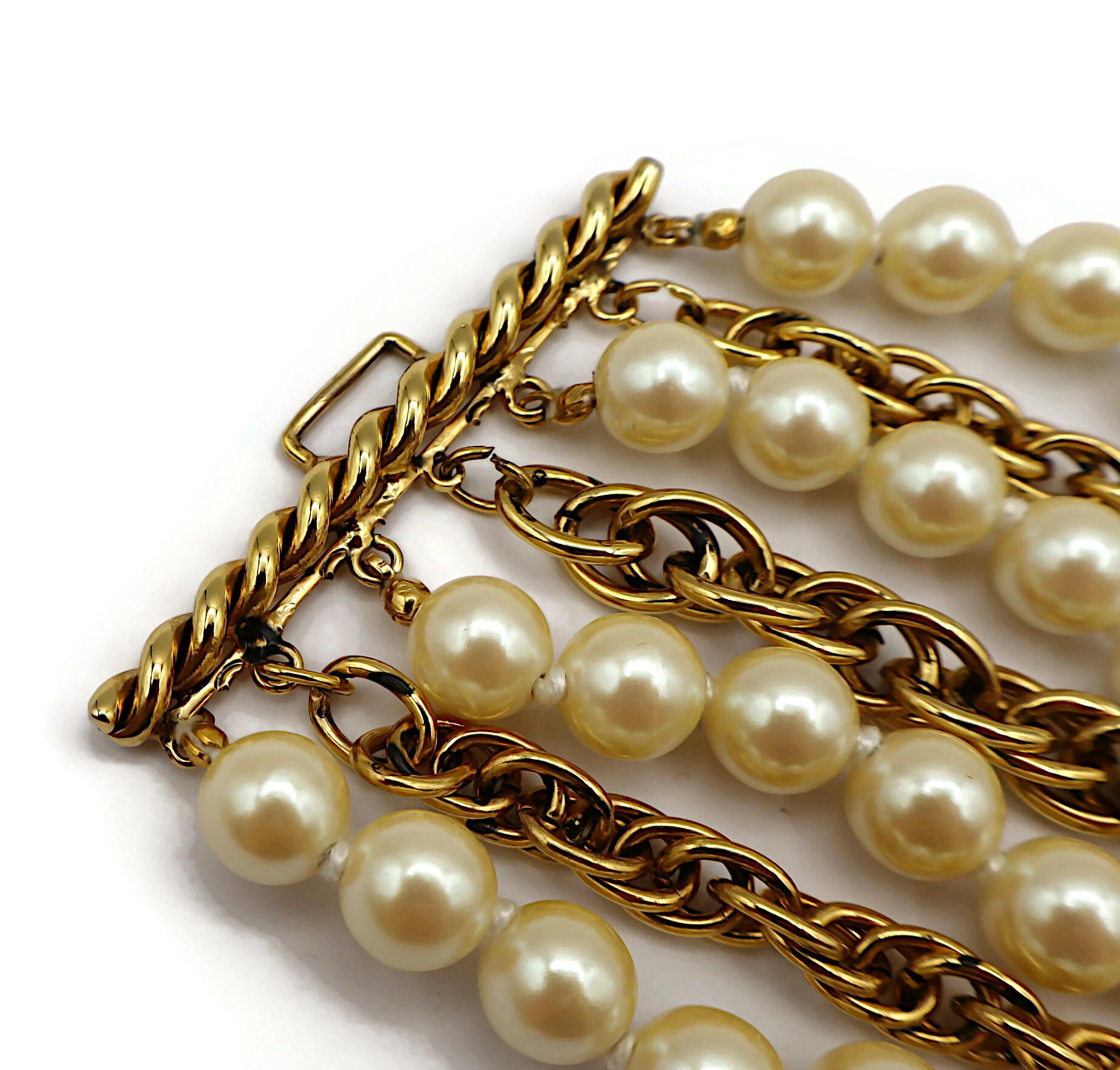 MOSCHINO Bracciale vintage con catena e perle a più fili in tonalità oro in vendita 14