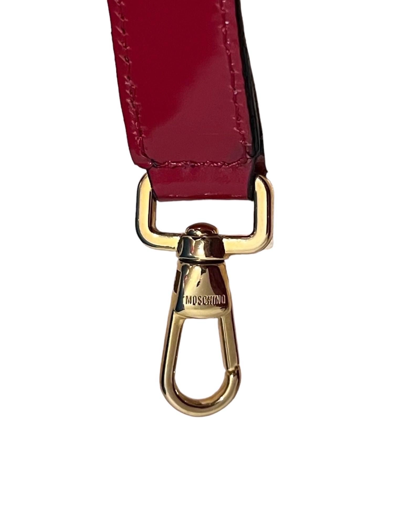Moschino Vintage Red Leather Heart Bag The Nanny 11
