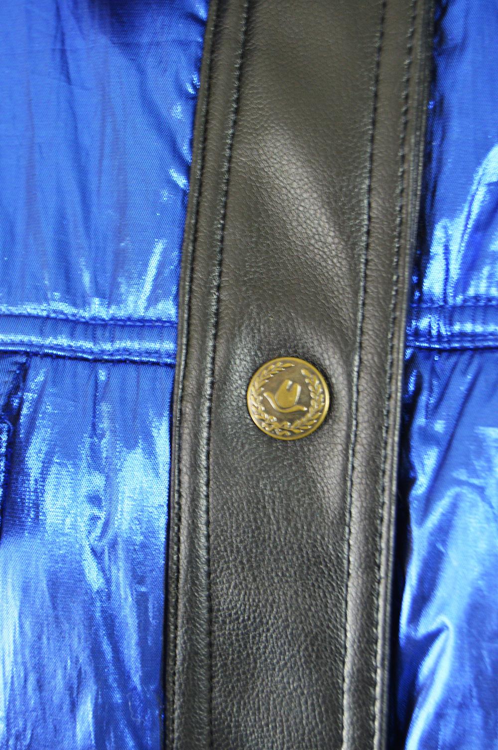 Blue Moschino Vintage Womens Puffer Jacket For Sale