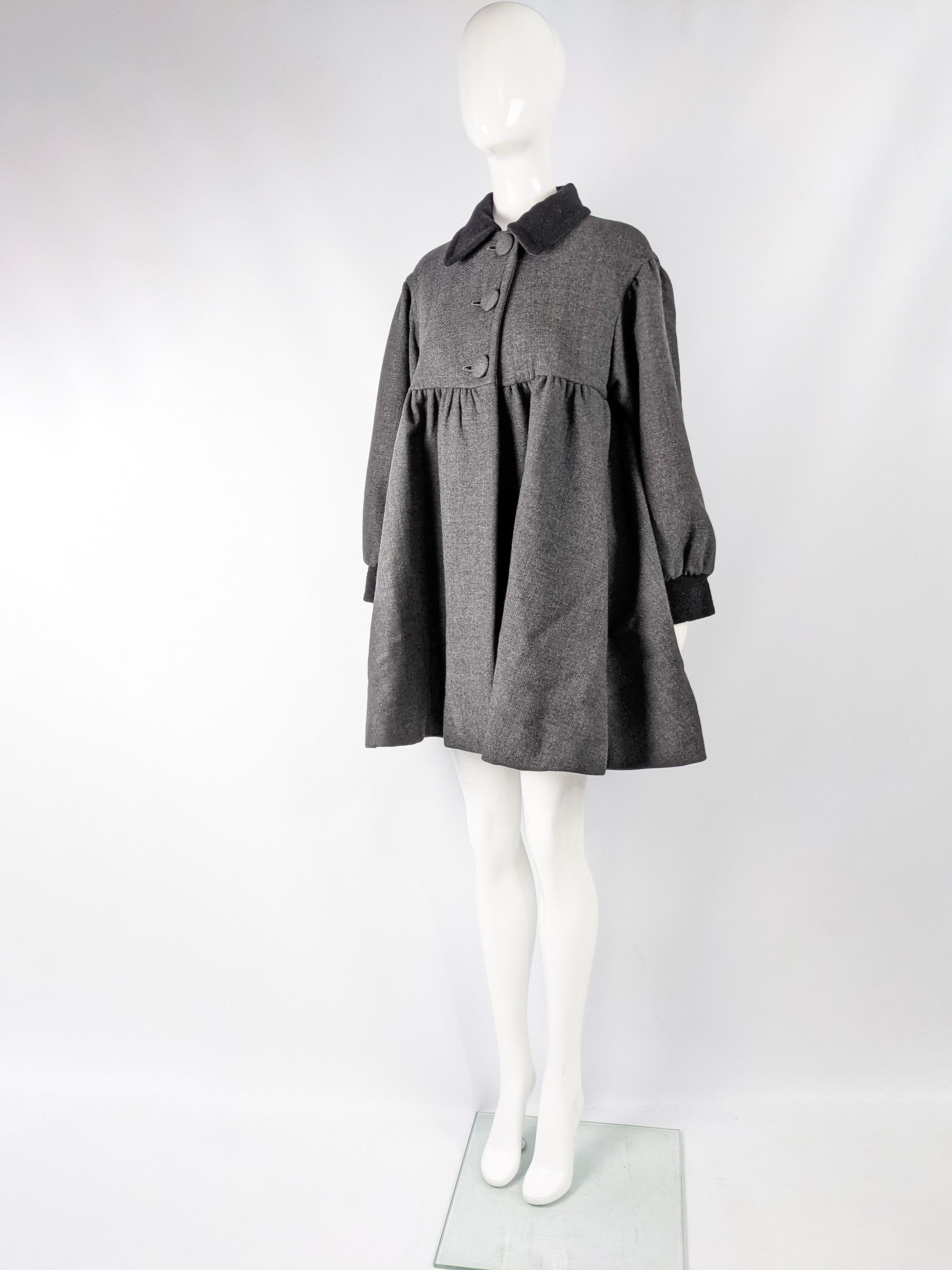 Women's Moschino Vintage Wool Coat For Sale