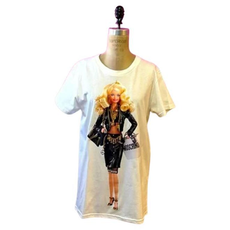 Moschino White Barbie T-Shirt NWT For Sale at 1stDibs | white barbie top, moschino  barbie t shirt
