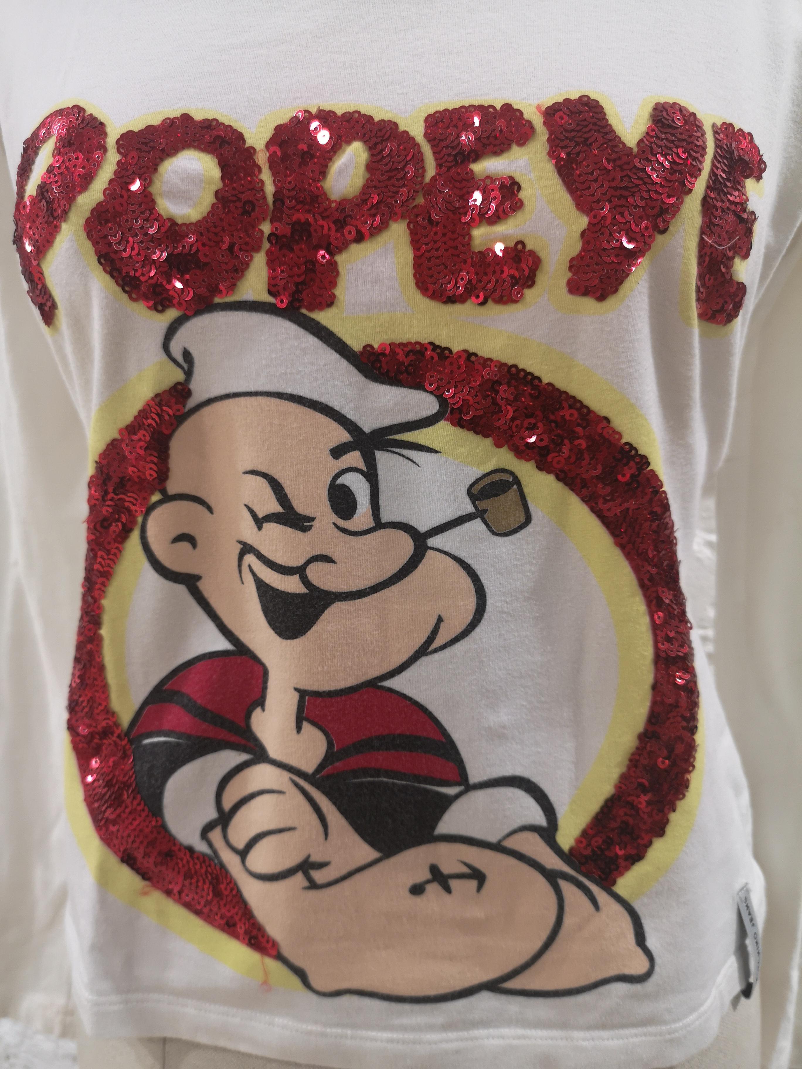 Moschino white cotton red sequins Popeye t-shirt
white long sleeves t-shirt totally made in italy in size 44
embellished with red sequins
total lenght 51 cm
shoulder to hem 56 cm