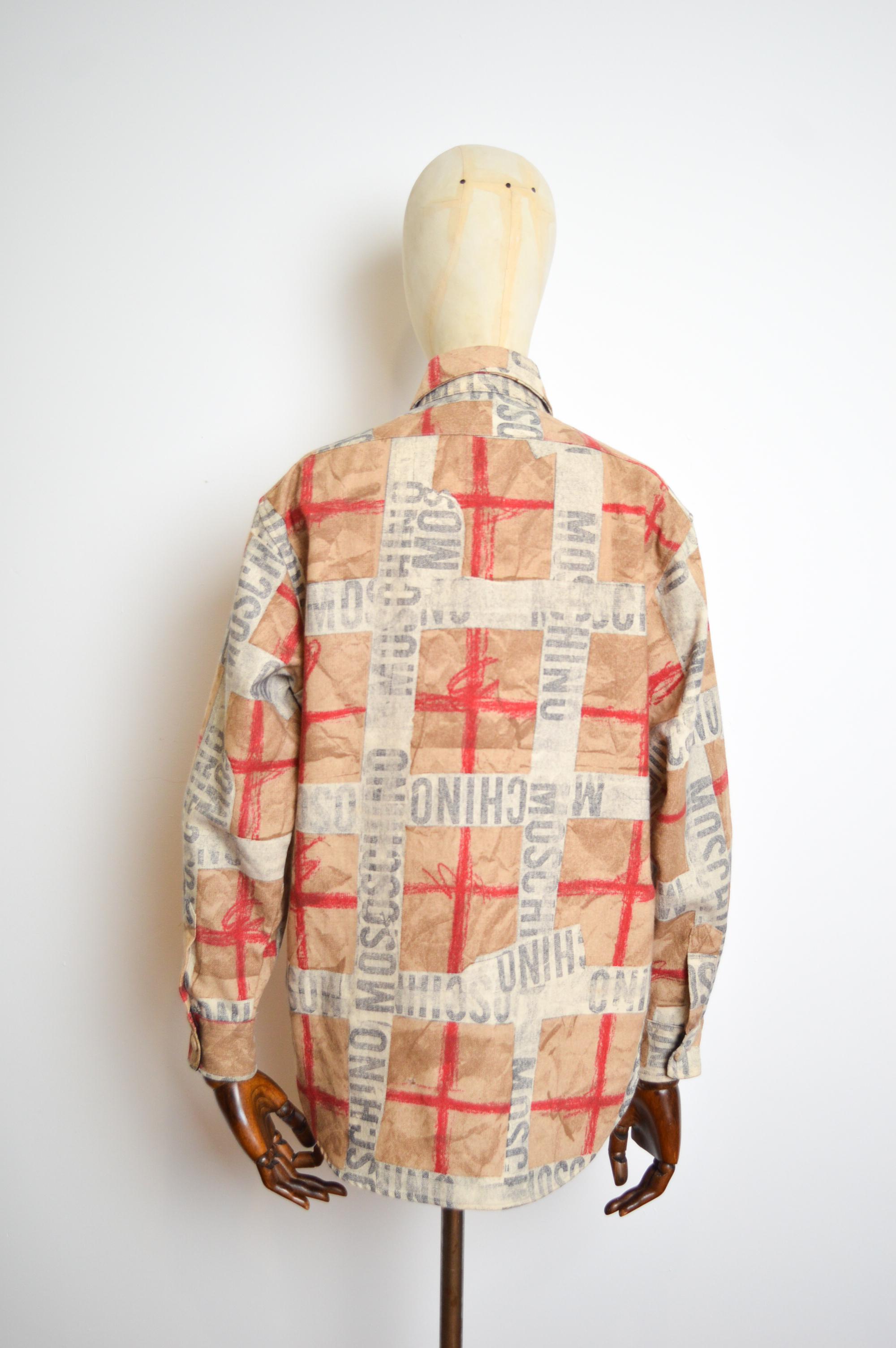 Moschino Laine 1990 bouton vers le bas chemise à manches longues avec sortilèges Shaket en vente 4