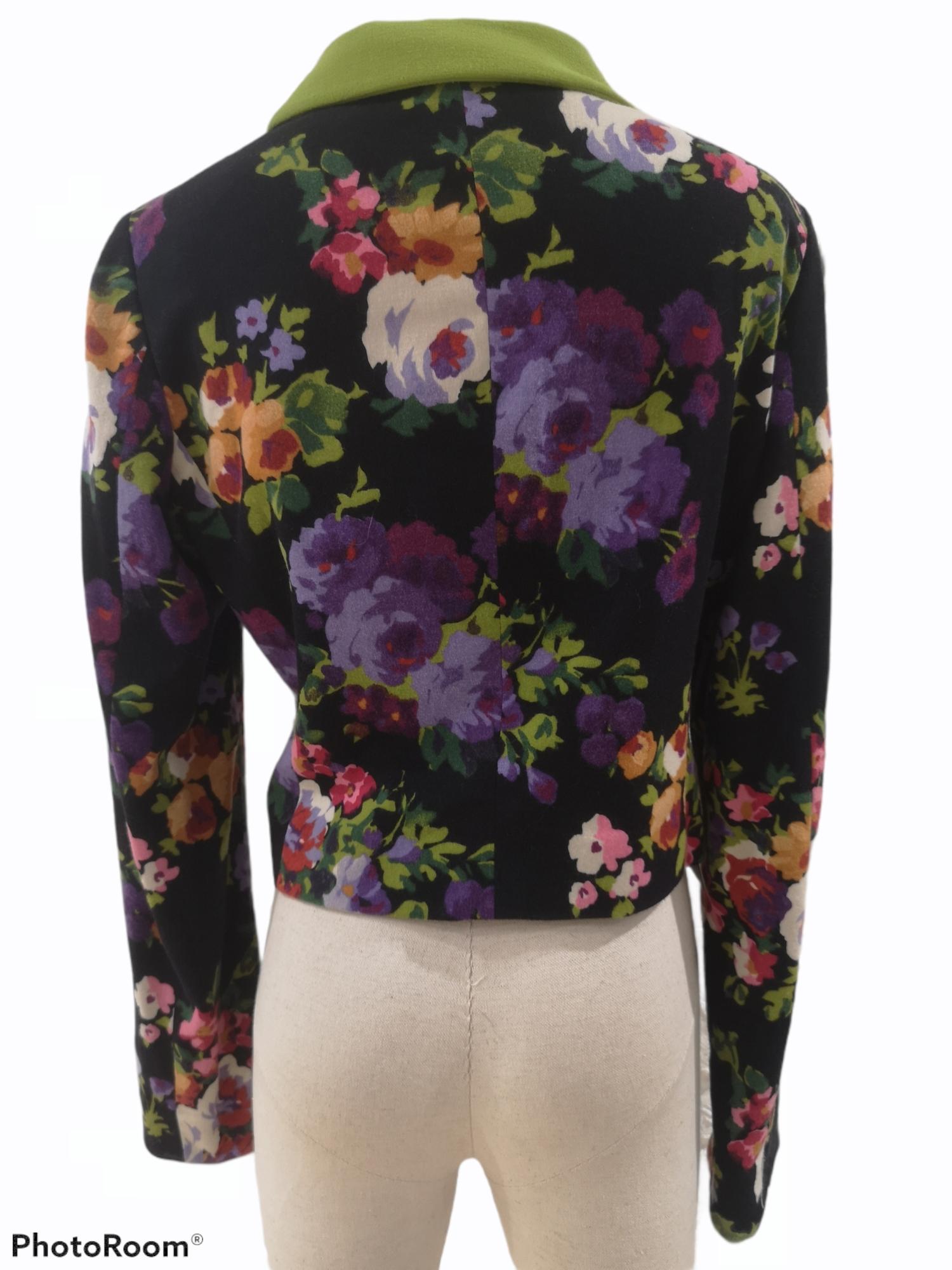 Moschino wool flowers jacket In Excellent Condition In Capri, IT