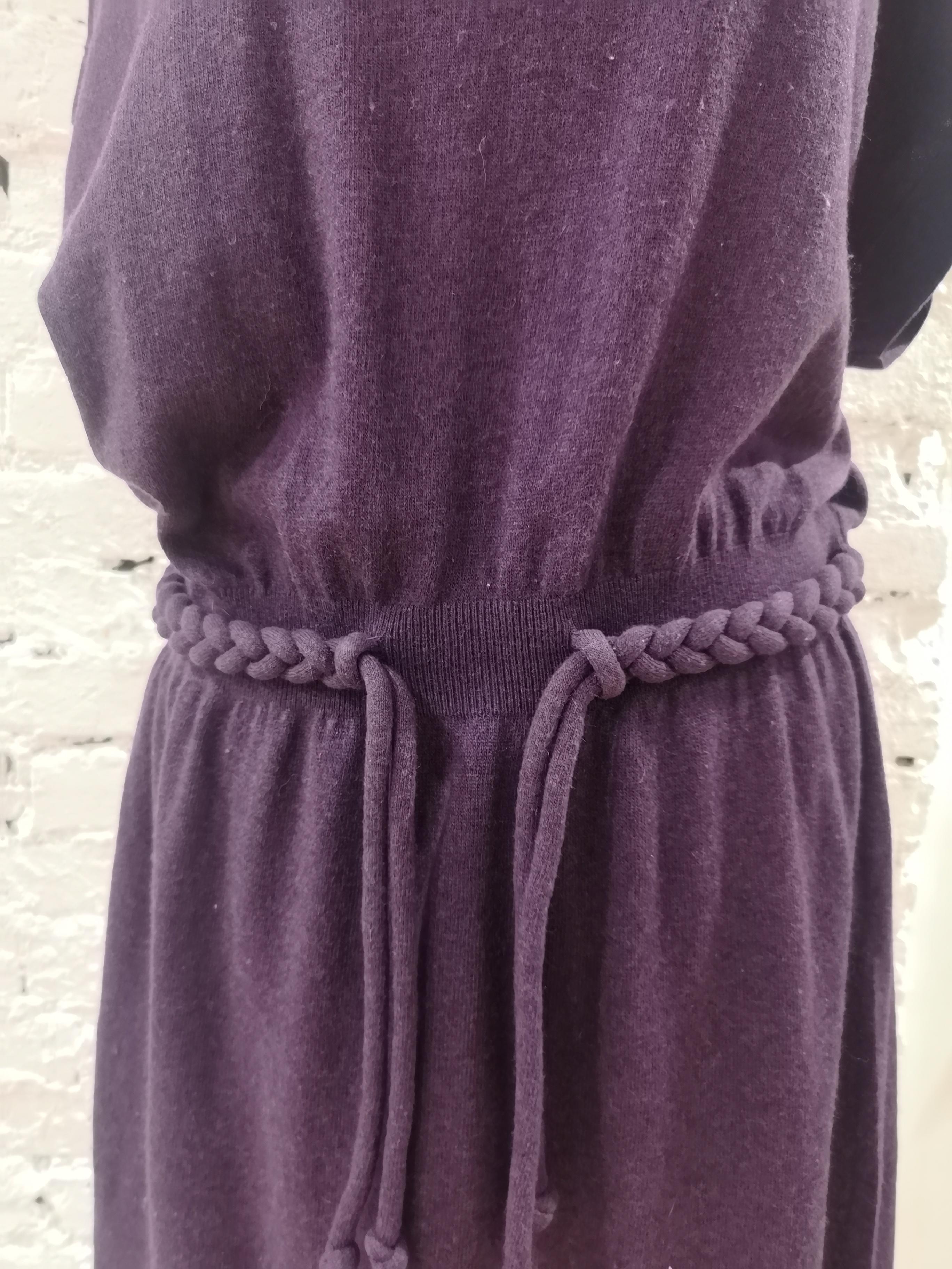 Moschino wool purple dress In Excellent Condition In Capri, IT