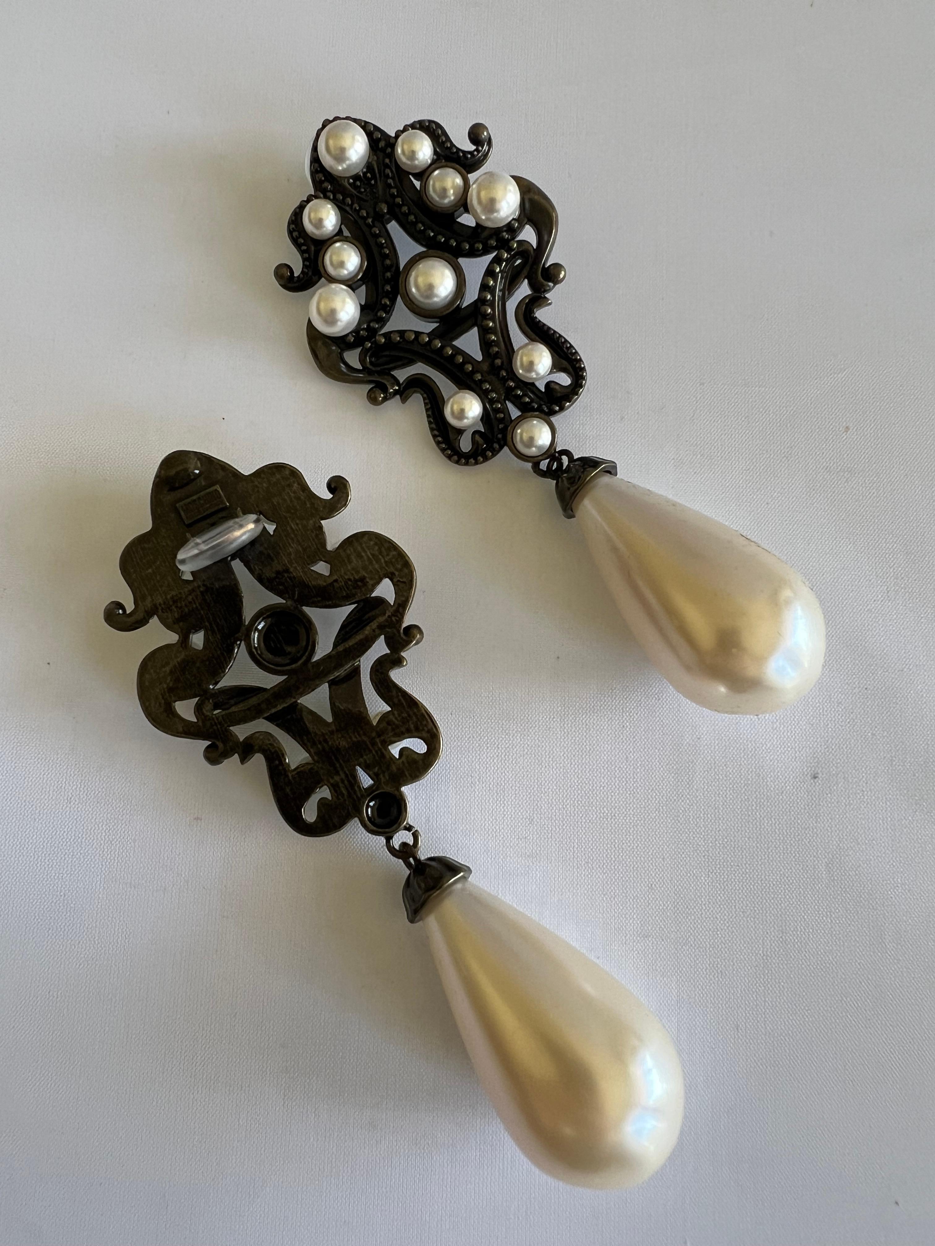 Moschino XL Exaggerated Silvertone Pearl Earrings   In Excellent Condition In Palm Springs, CA