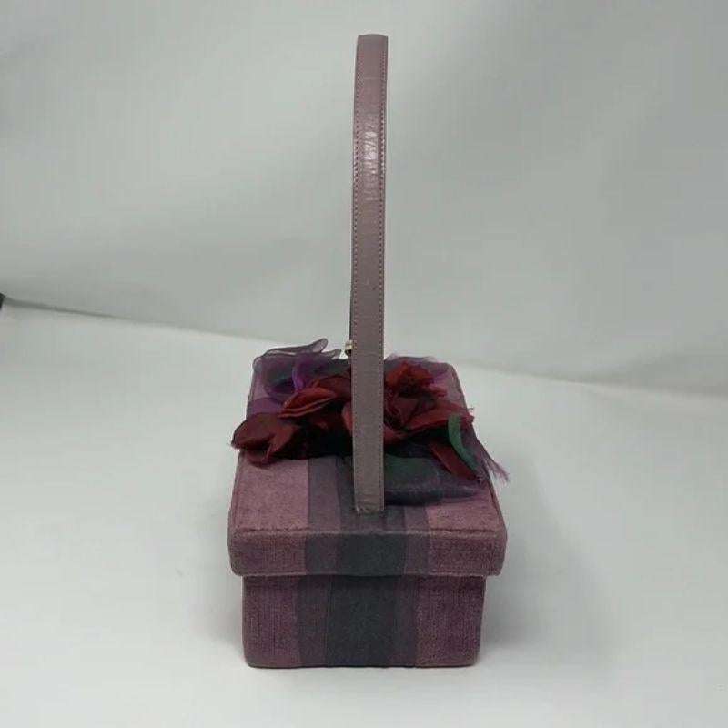 Moschino Y2K Jahr 2000 Lavendel Samt Box Tasche Blume (Schwarz) im Angebot