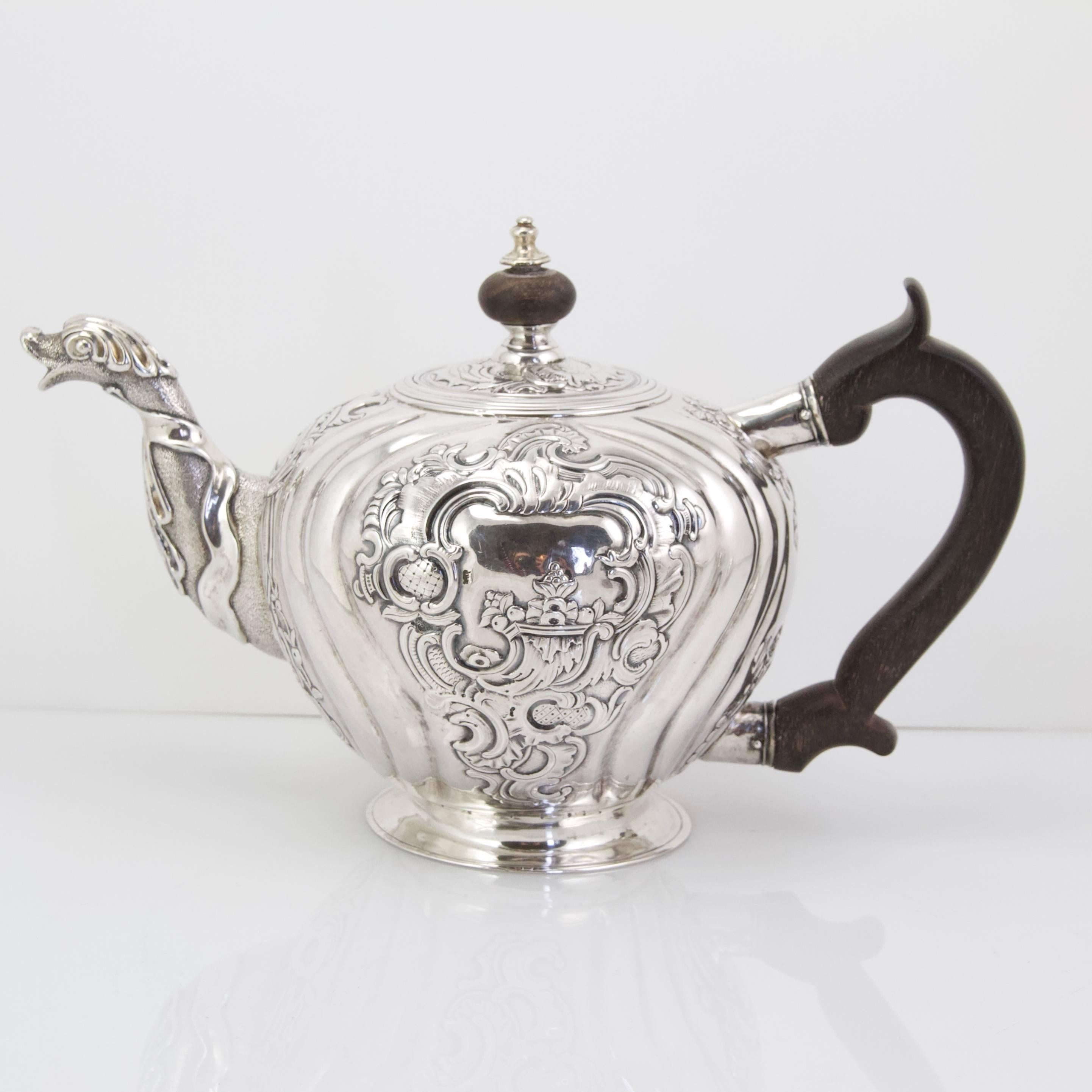 Very rare silver sterling tea pot made in Moscow in 1768. Masterpiece for its qualities of execution and its age. Vermeil inside. 
Maker mark PS for Piotr Cemenov (maker 1739-1777) ( Posnikova n° 963)
Mark for Moscow 1768
Russian assays mark: BA