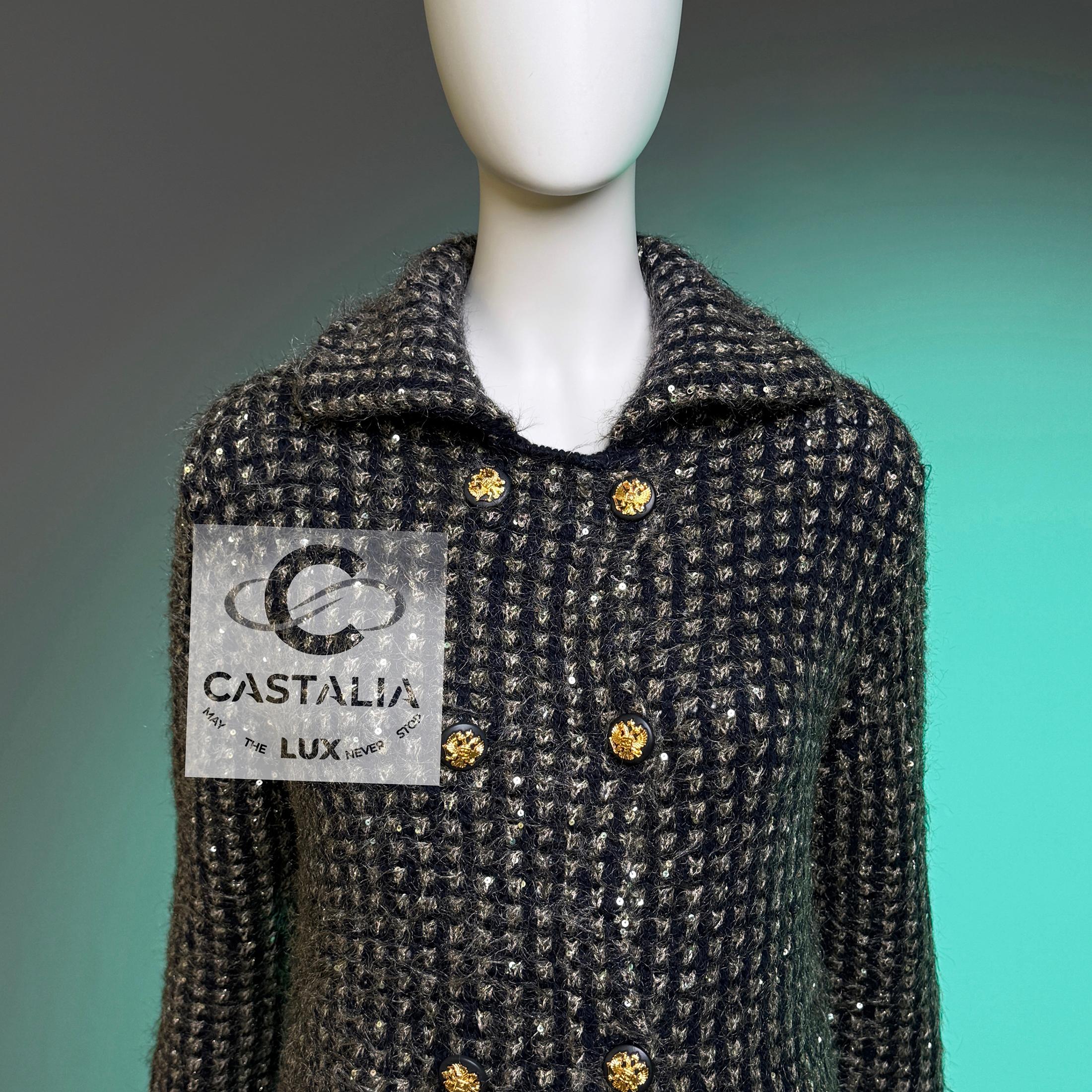 Women's or Men's CHANEL 9K$ Relic CC Eagle Buttons Sequin Jacket 38 FR For Sale