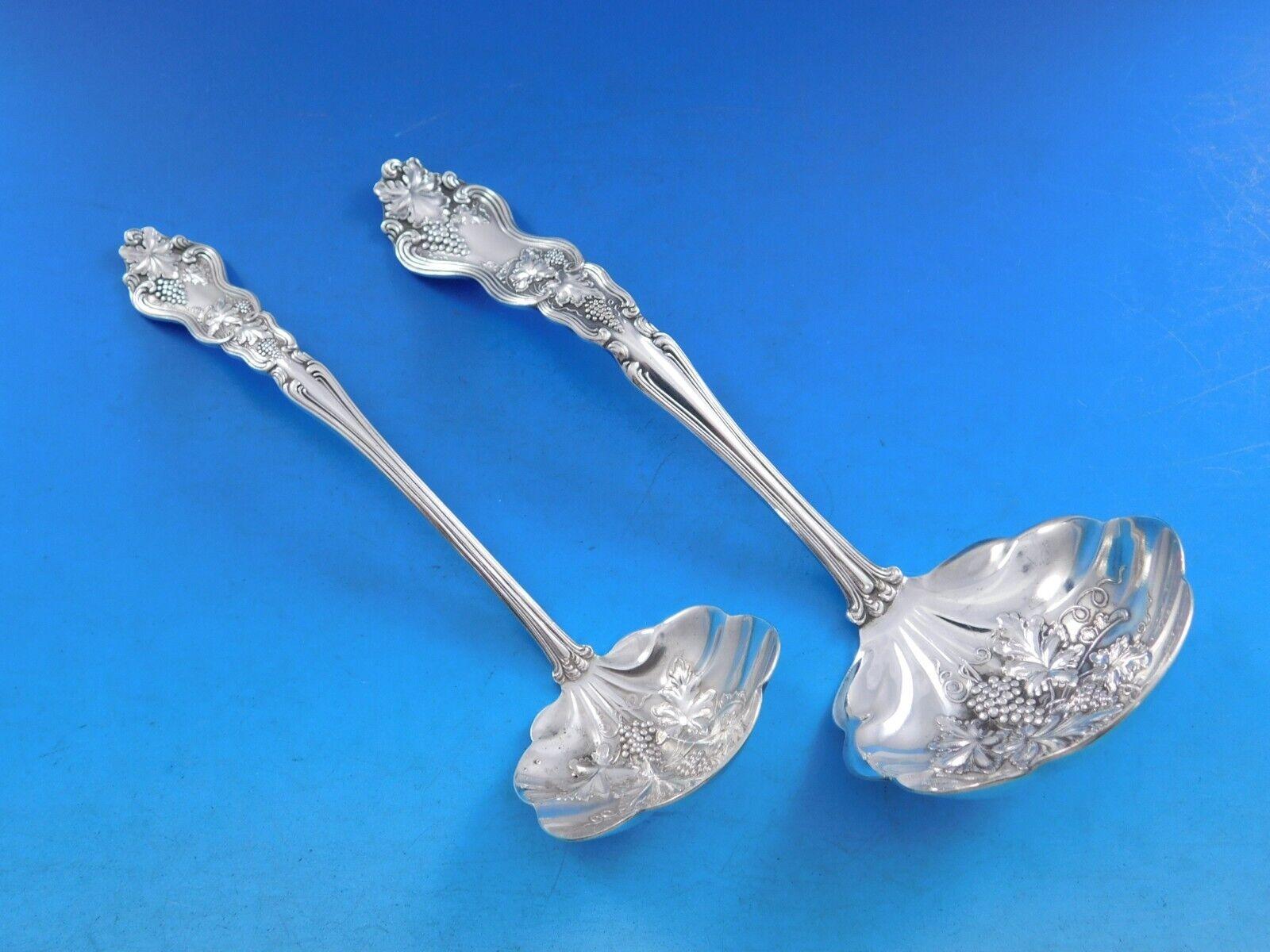 Moselle by International Silverplate Flatware Set Service 77 pieces Grapes For Sale 2