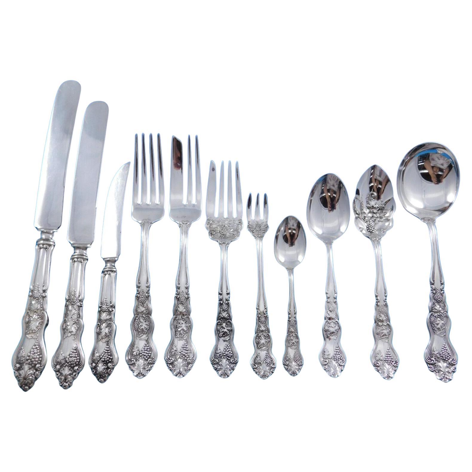 Moselle by International Cubiertos de plata Servicio 77 piezas Uvas
