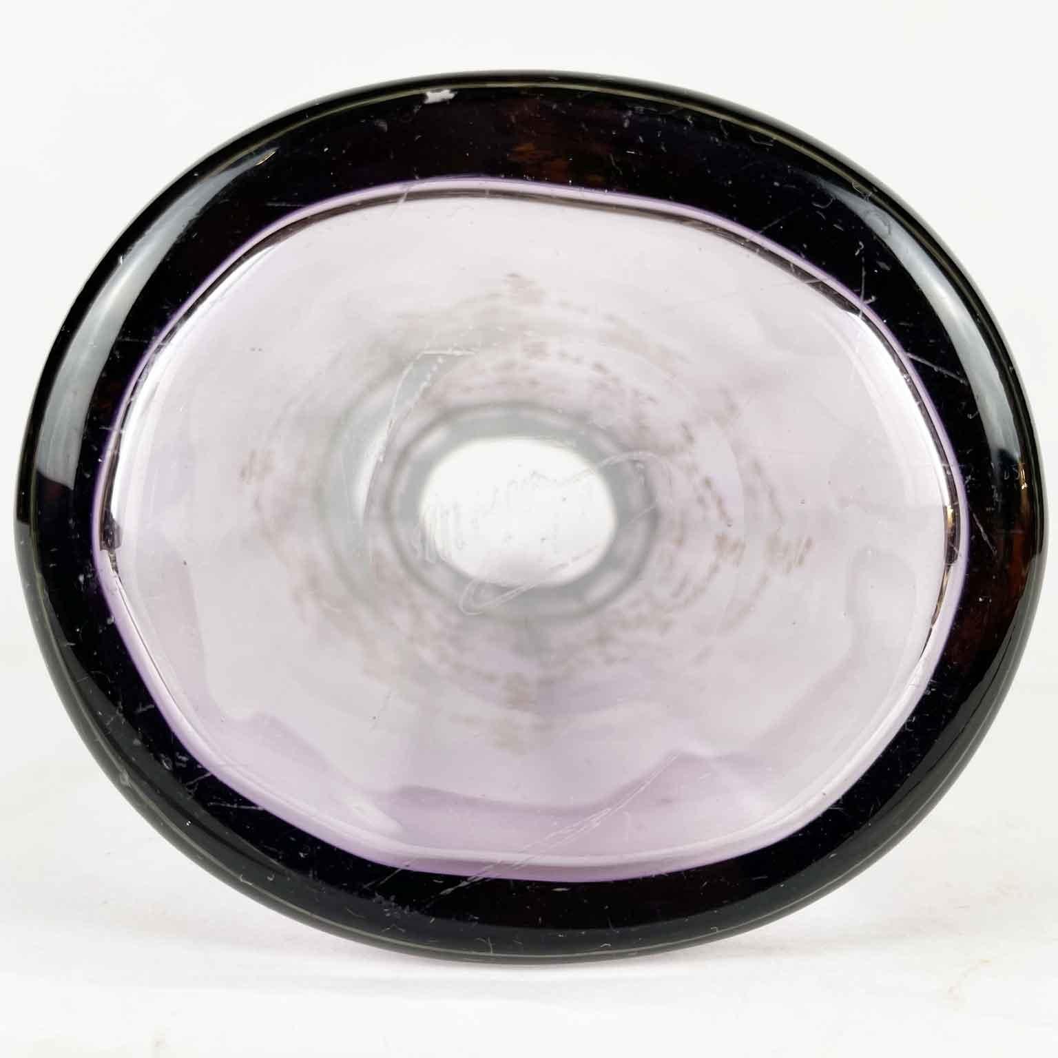 Moser Art Nouveau Glass Vase Purple Lavander Color and Gold 1920 Circa For Sale 3