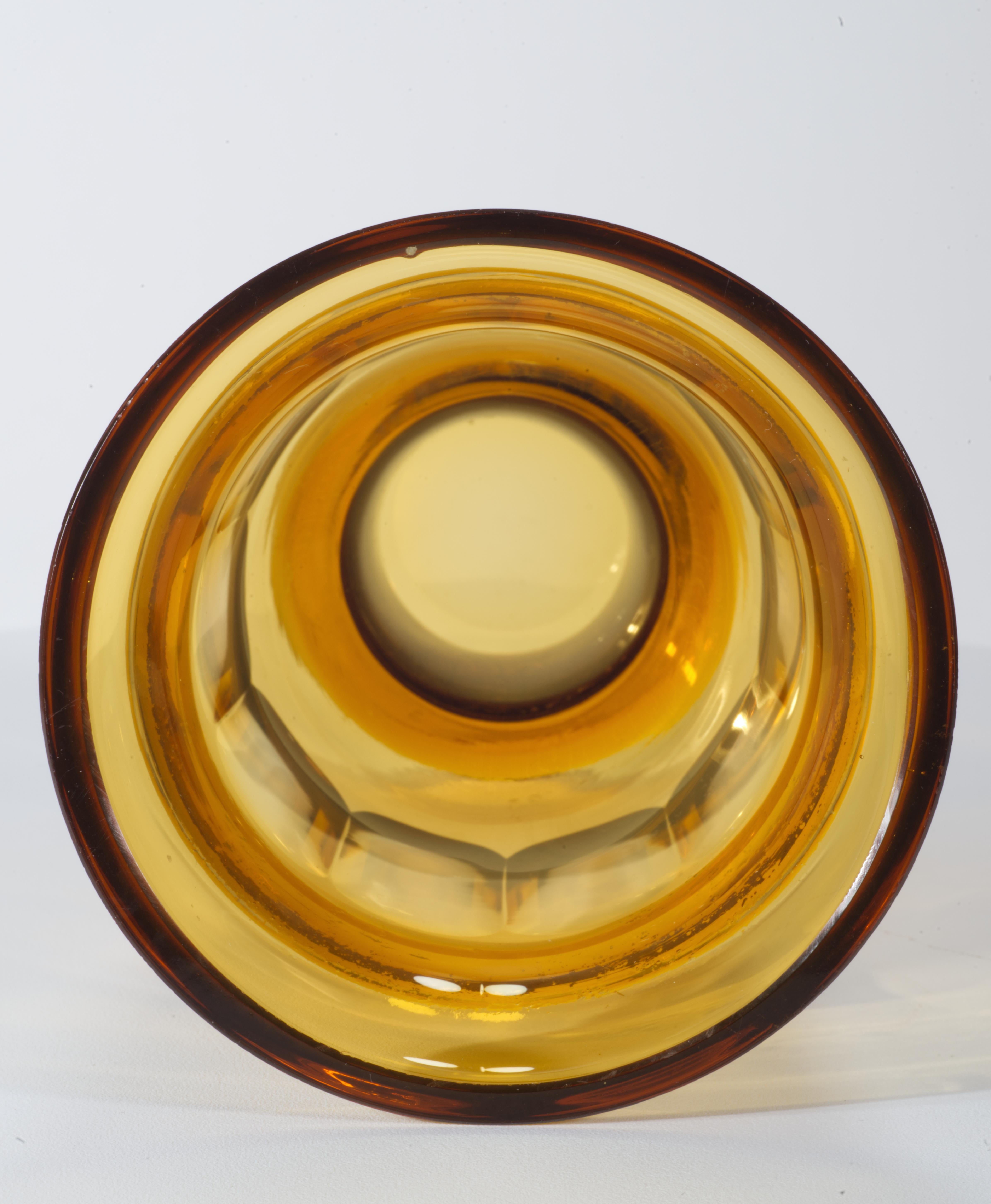 Moser Fipop Vase in Topaz Glass with Gold Decor, Glows in UV, 1920s In Good Condition For Sale In Clifton Springs, NY