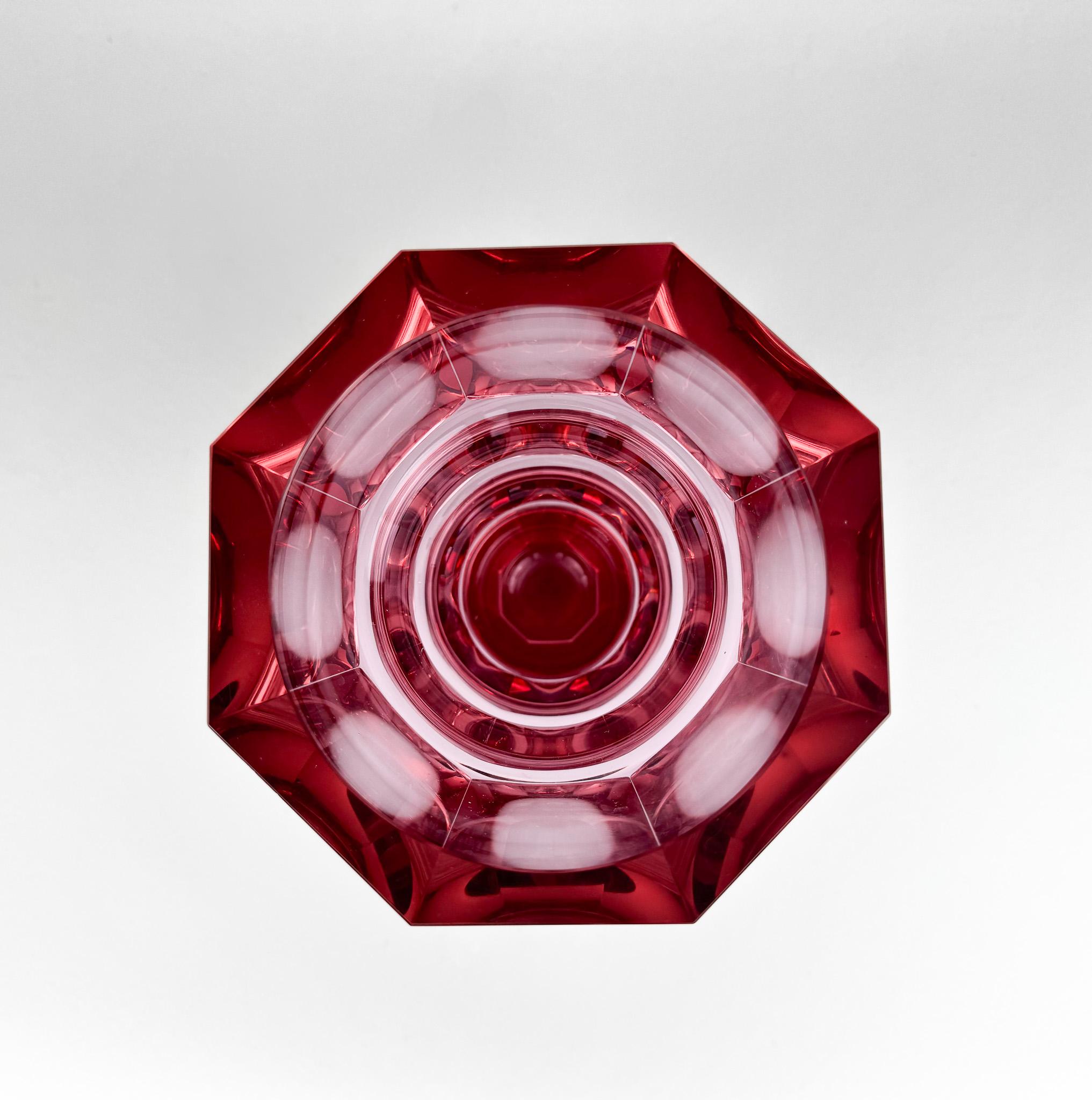 Art déco Vase en verre Moser de Josef Hoffmann