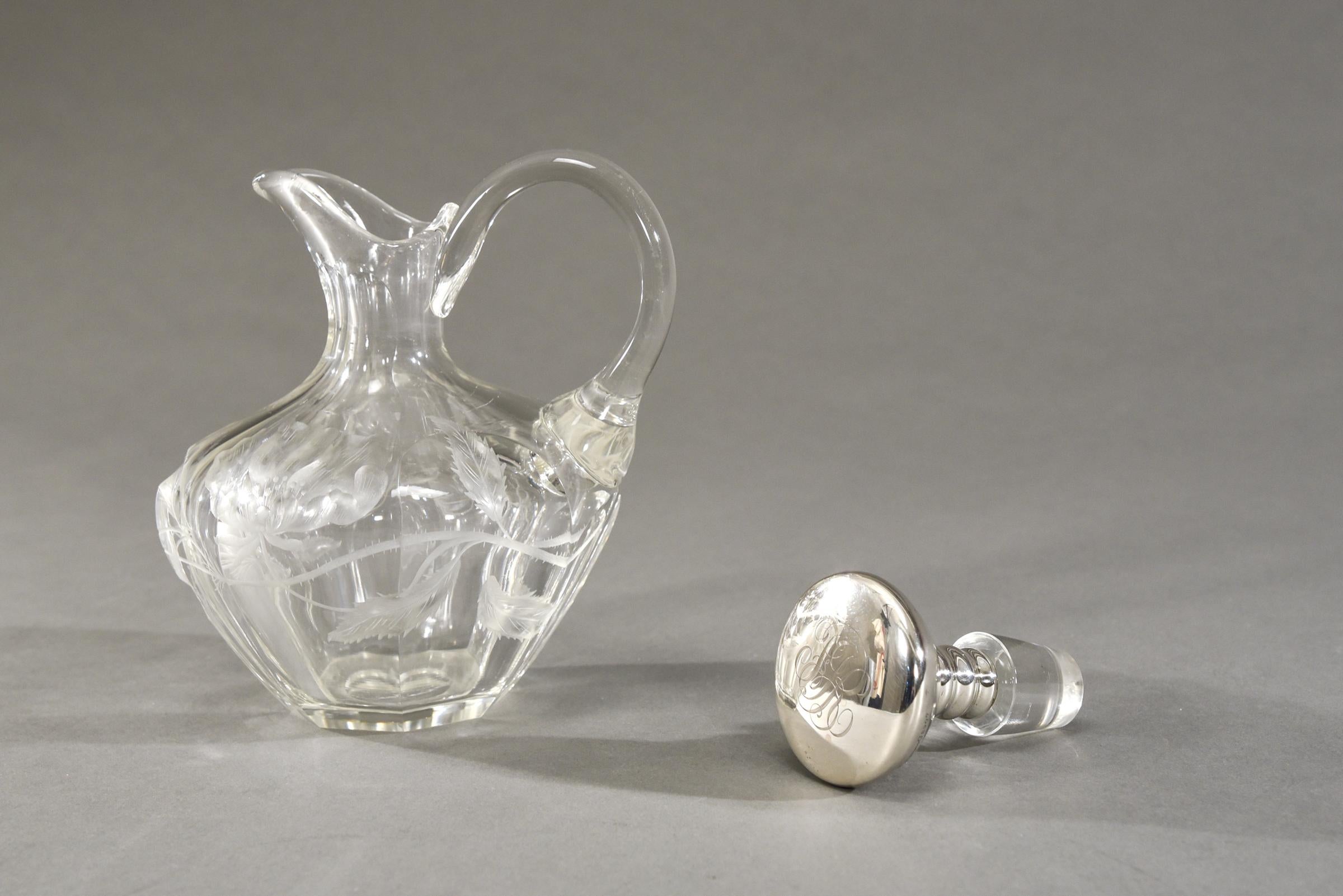 Art Nouveau Moser, decanter in cristallo soffiato a mano con papavero e tappo in argento, con tappo in argento. in vendita