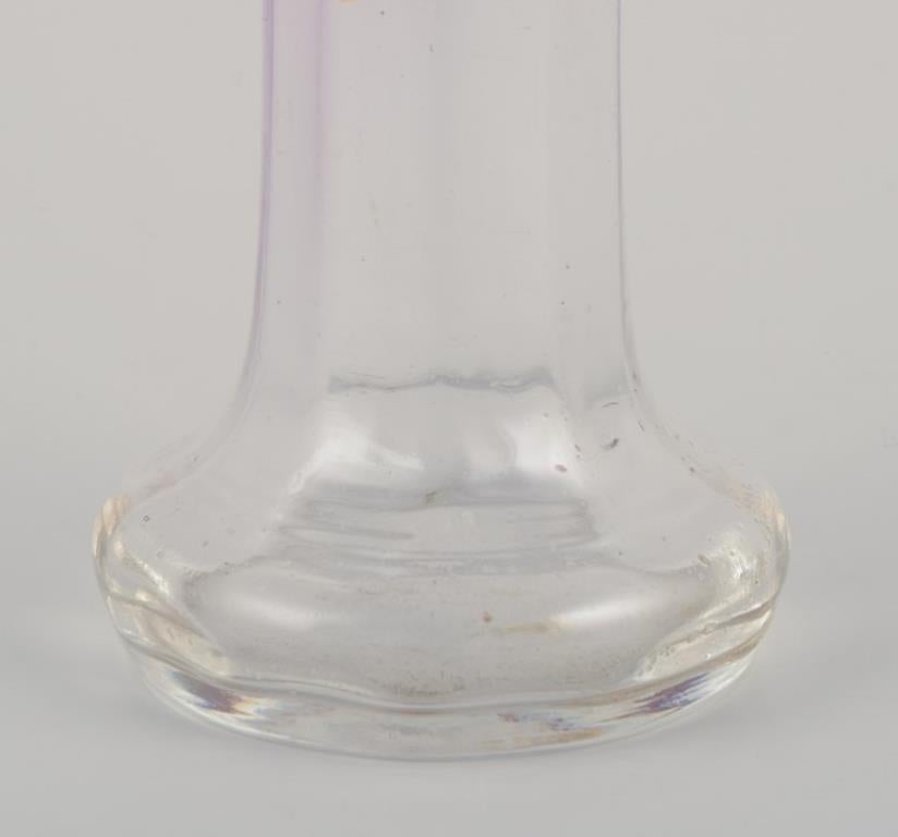 Ceco Moser Karlsbad, Bohemia. Vaso in vetro artistico, alto e dal collo stretto. 1920s in vendita