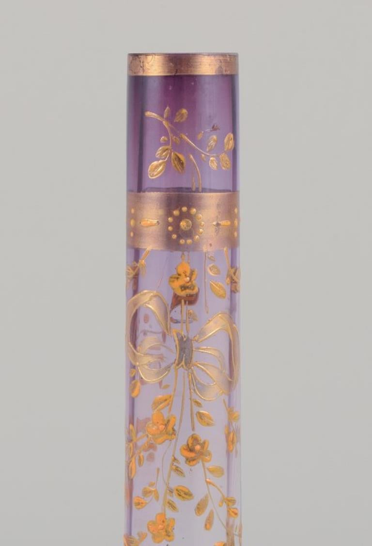 Moser Karlsbad, Bohemia. Vaso in vetro artistico, alto e dal collo stretto. 1920s In condizioni ottime in vendita a Copenhagen, DK